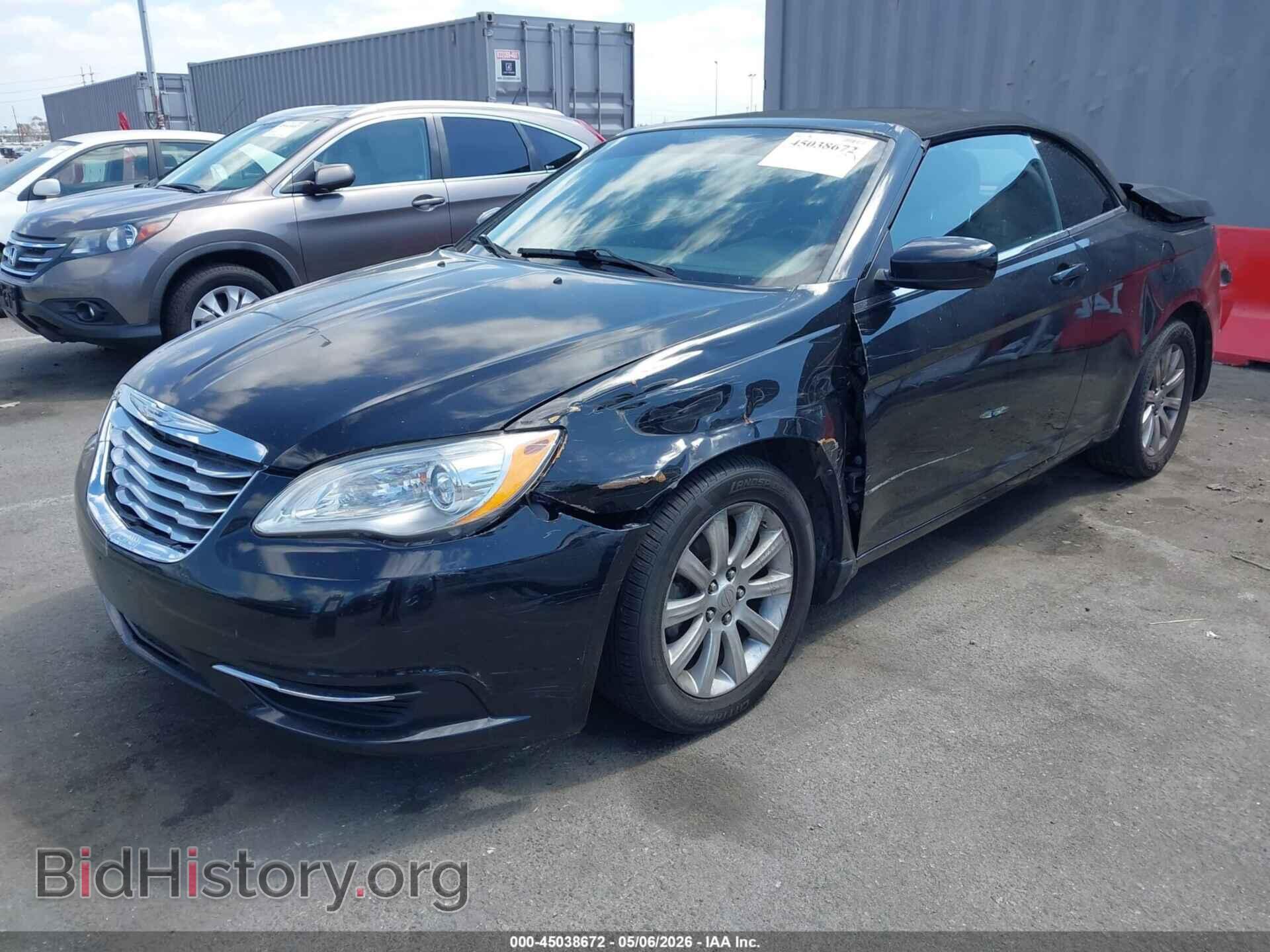 2012 CHRYSLER 200 - VIN: 1C3BCBEB7CN218311 - Фото 2