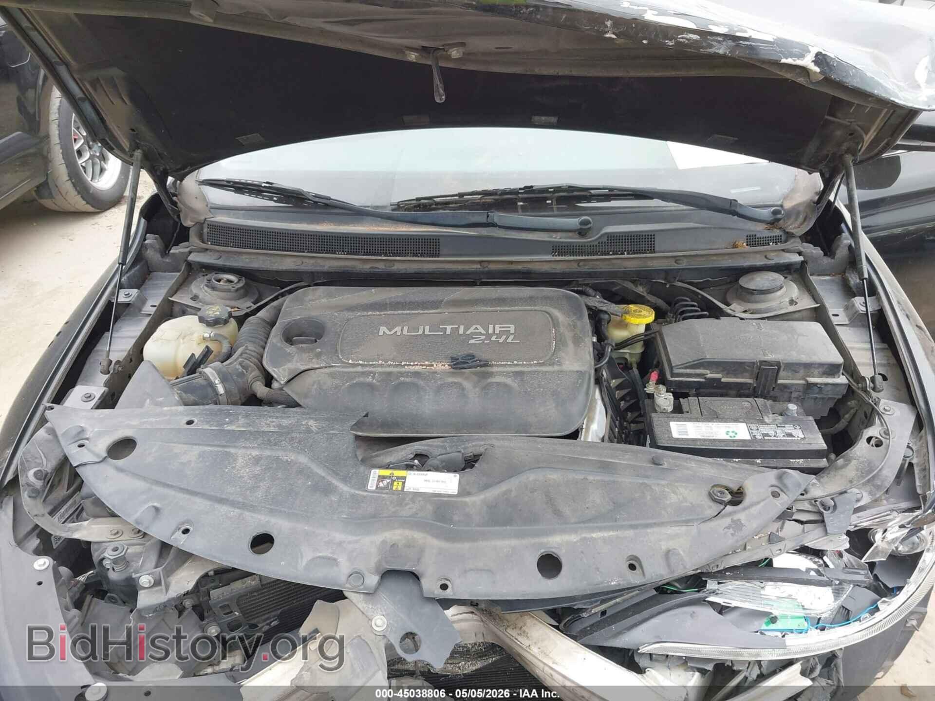 2015 CHRYSLER 200 - VIN: 1C3CCCAB9FN744475 - Фото 10