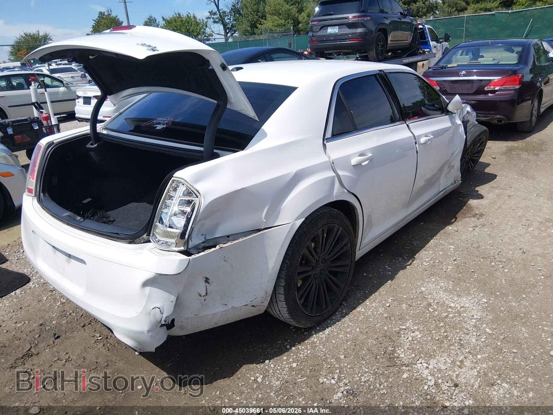 2014 CHRYSLER 300 - VIN: 2C3CCABG6EH144325 - Фото 4