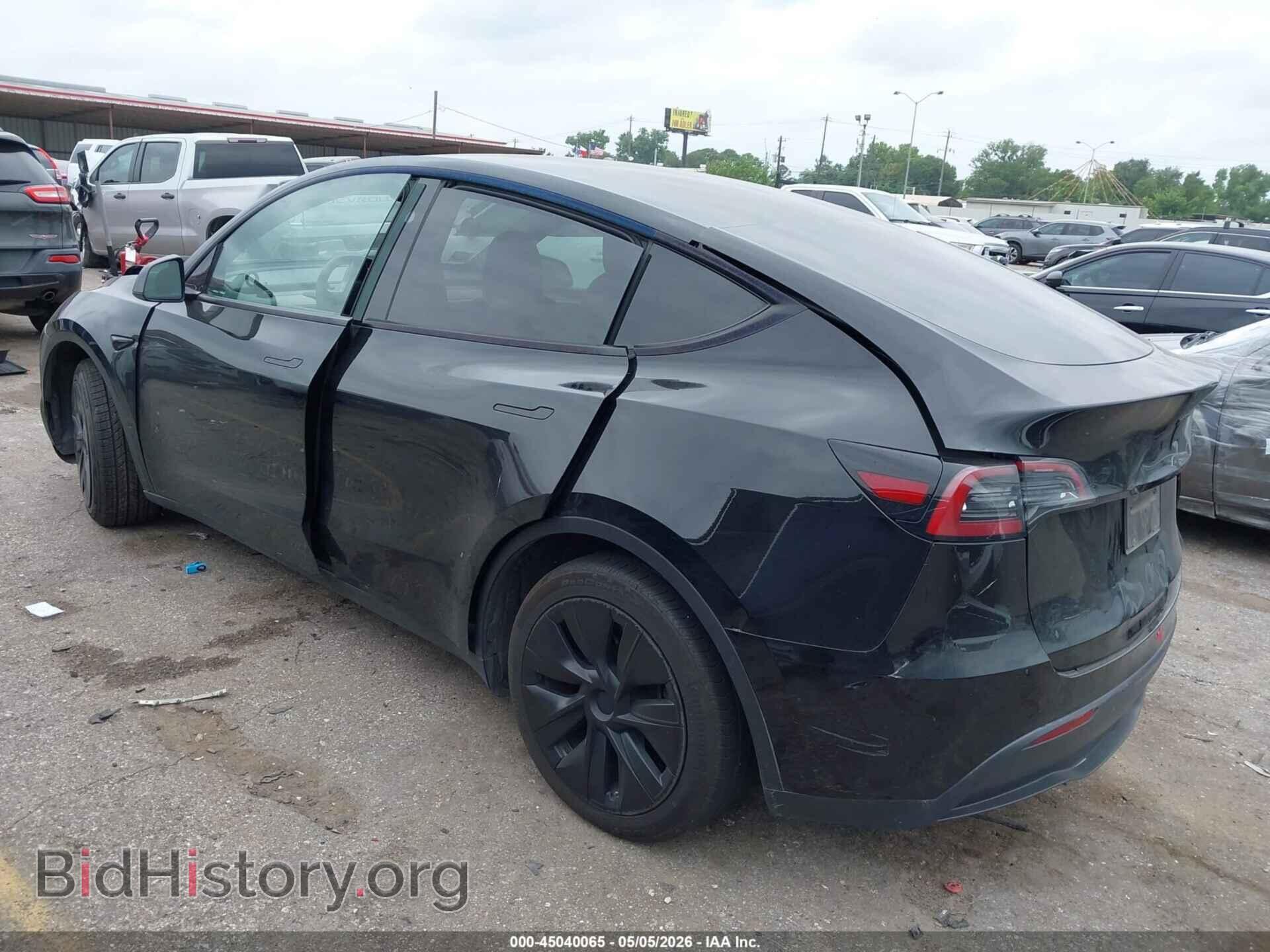 2024 TESLA MODEL Y - VIN: 7SAYGDED5RA321807 - Фото 3