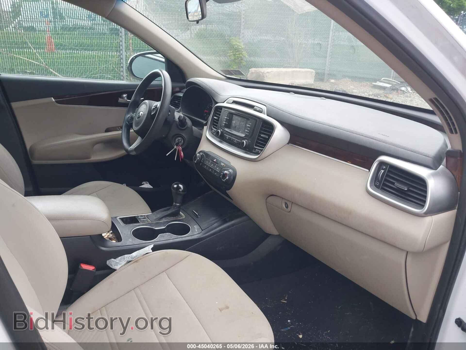 2017 KIA SORENTO - VIN: 5XYPGDA52HG215588 - Фото 5
