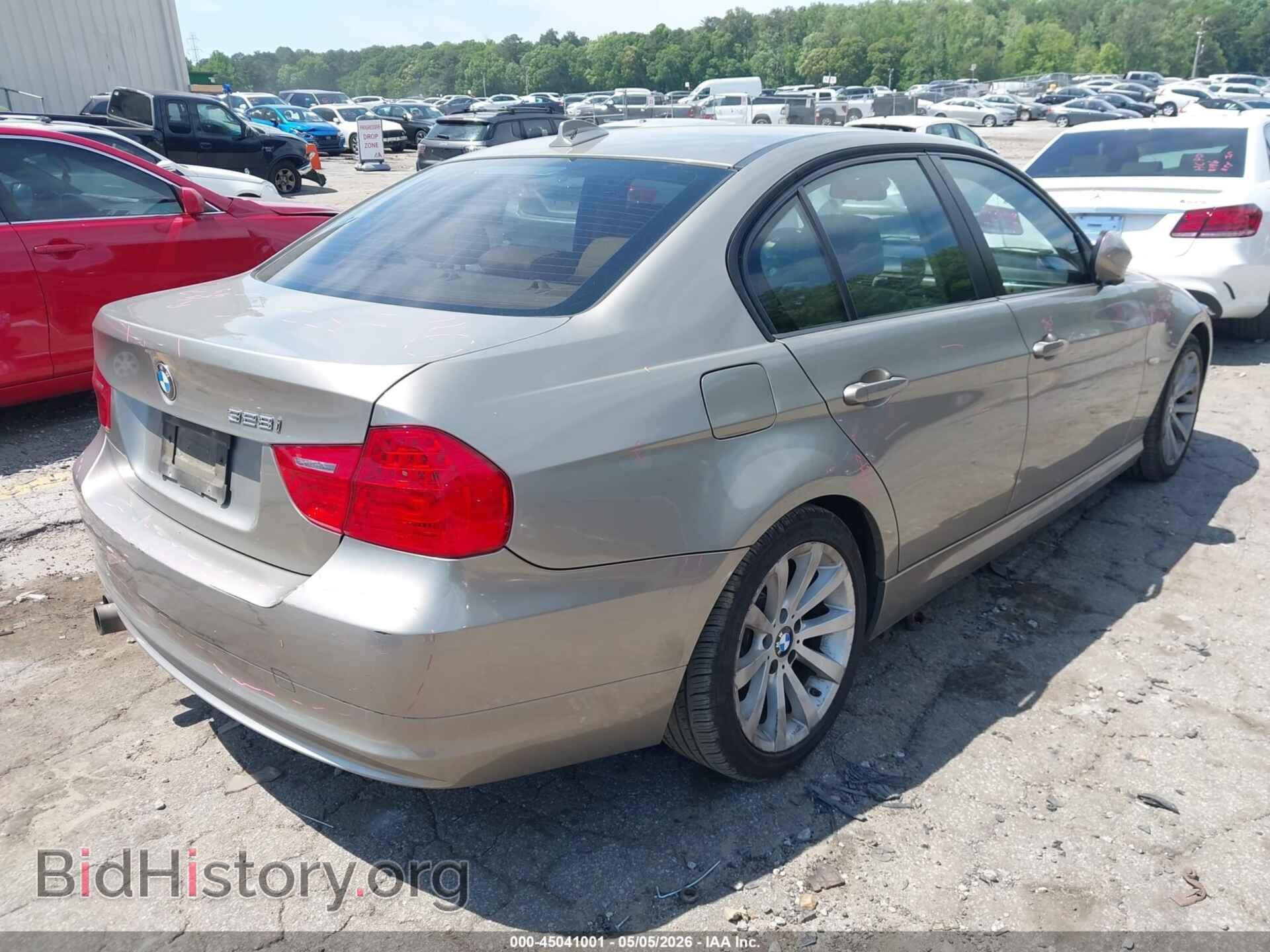 2011 BMW 328I - VIN: WBAPH7C58BE674293 - Photo 4