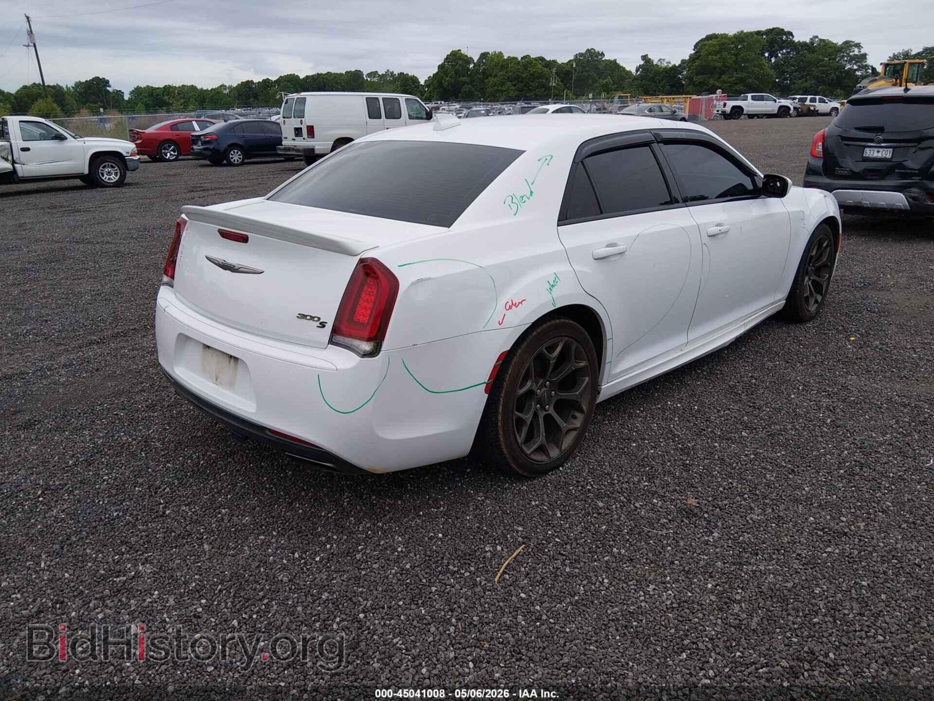 2017 CHRYSLER 300 - VIN: 2C3CCABG0HH653380 - Фото 4