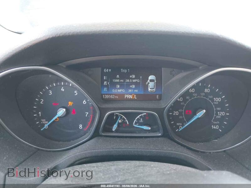 2018 Ford FOCUS (VIN 1FADP3F27JL278357) — photo 7 of 11