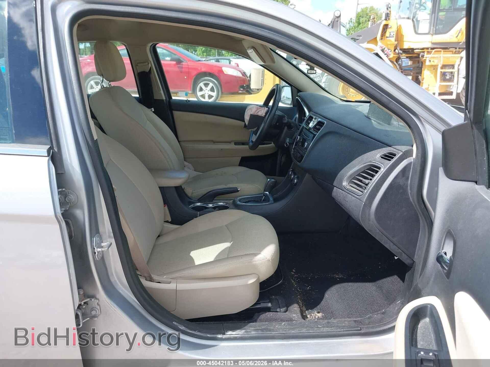2014 CHRYSLER 200 - VIN: 1C3CCBBB4EN171590 - Фото 5