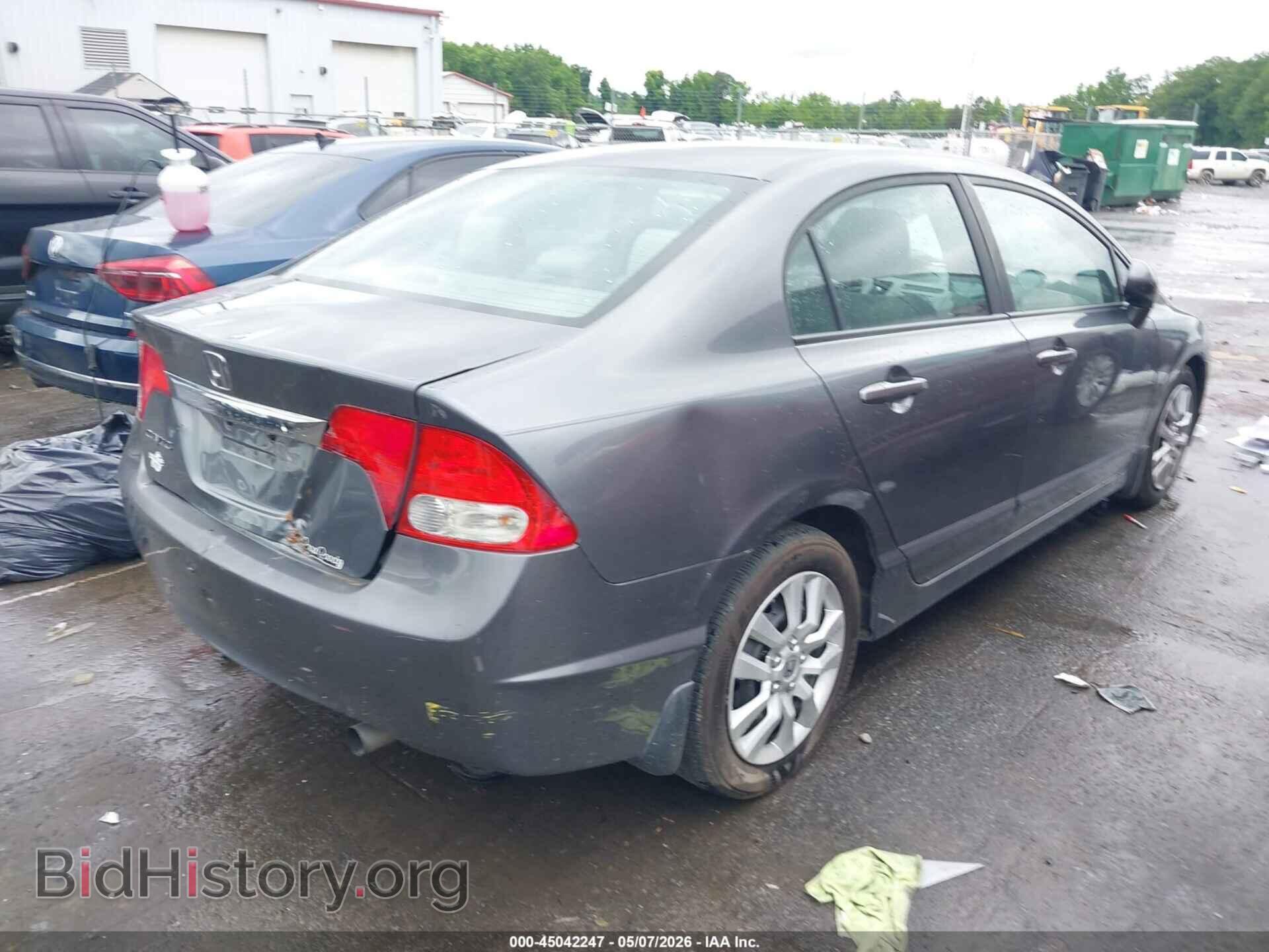 2010 HONDA CIVIC - VIN: 19XFA1E57AE039632 - Фото 4