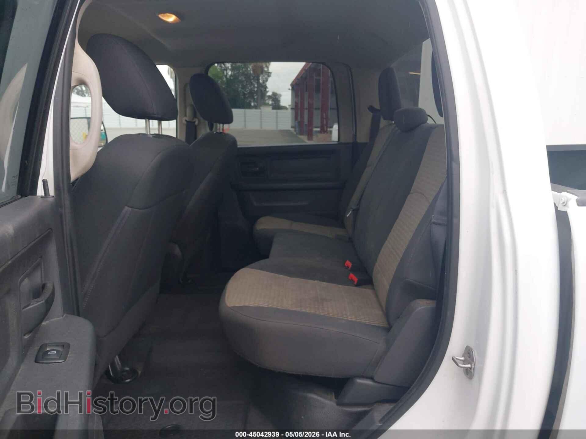 2012 RAM 3500 - VIN: 3C63DPGL1CG325046 - Photo 6
