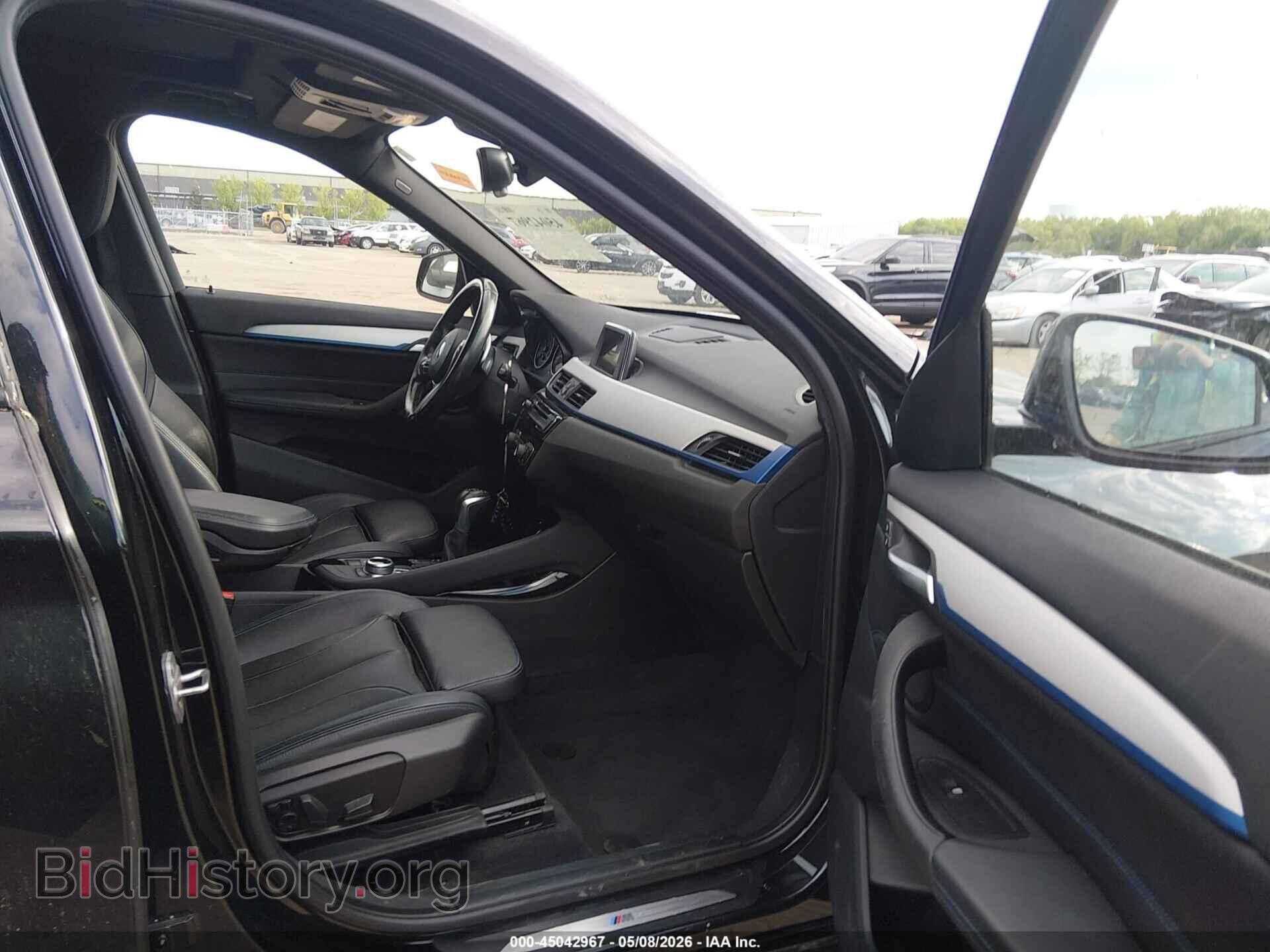 2016 BMW X1 - VIN: WBXHT3C36G5E55004 - Фото 5