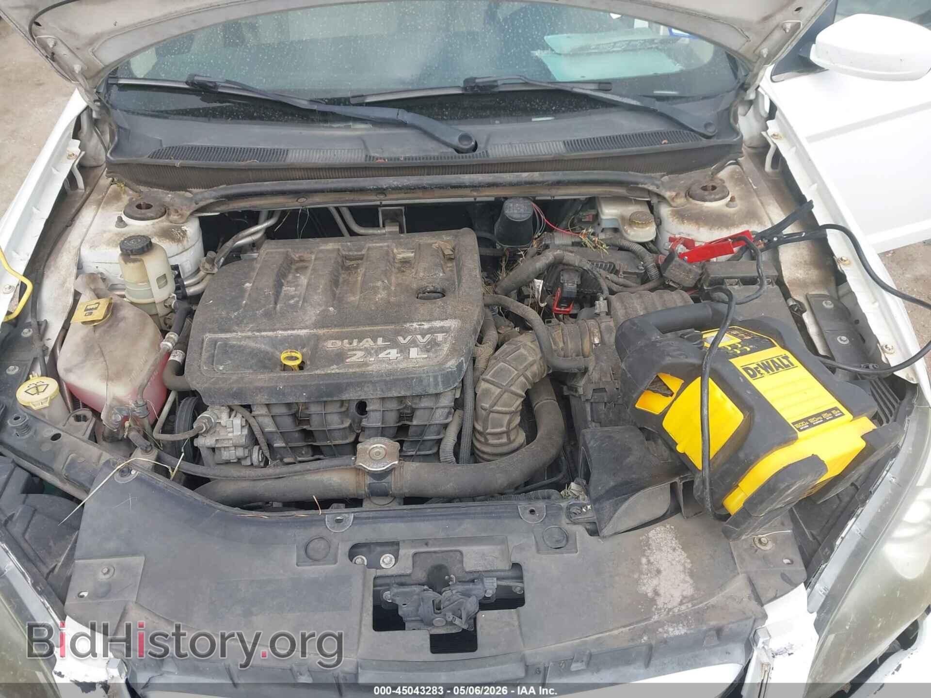 2011 CHRYSLER 200 - VIN: 1C3BC1FB2BN618719 - Photo 10