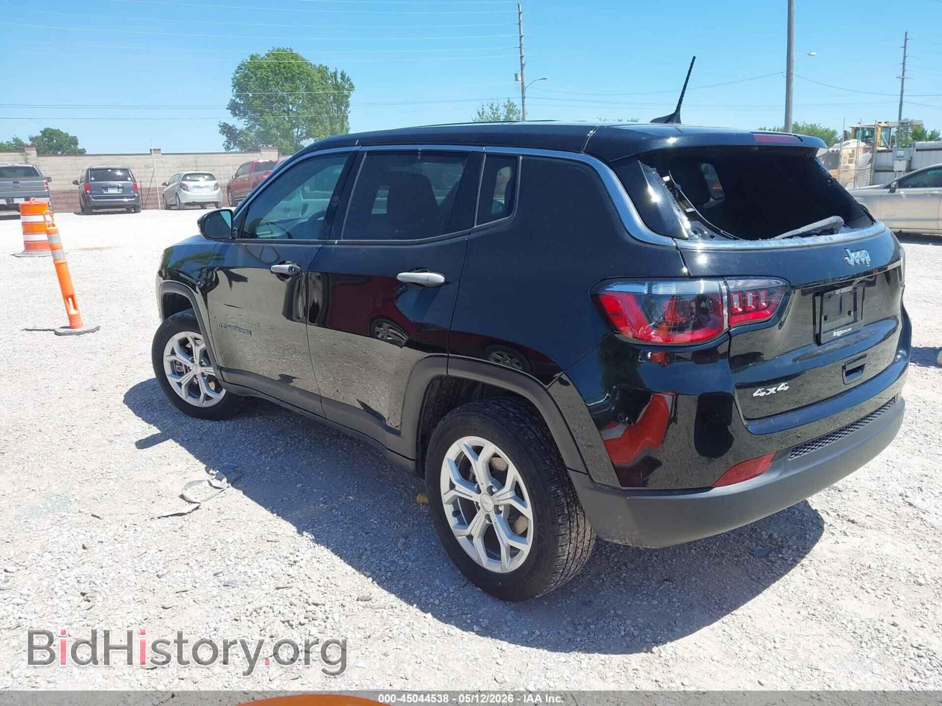 2024 JEEP COMPASS - VIN: 3C4NJDAN9RT106919 - Фото 3