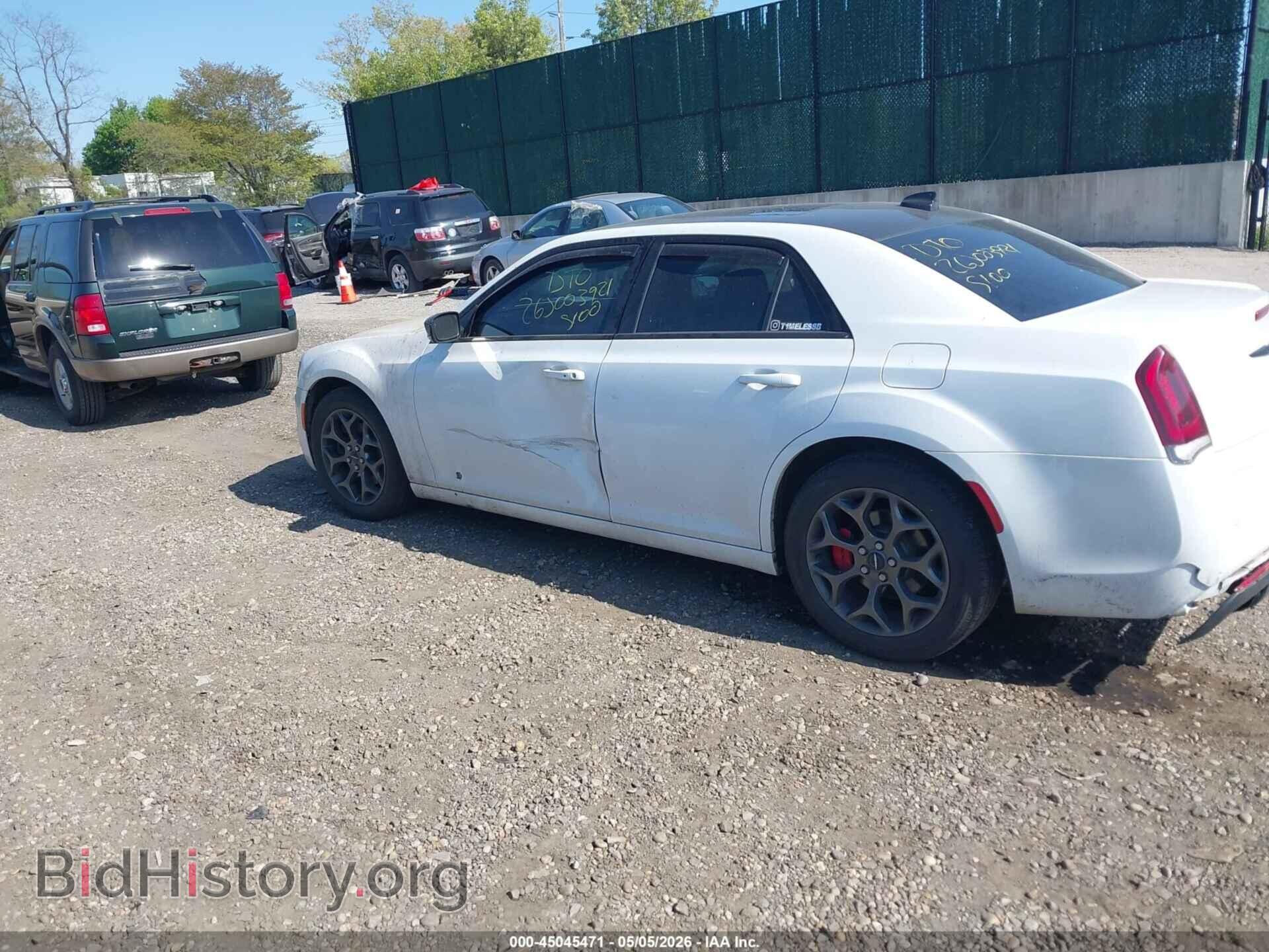 2018 CHRYSLER 300 - VIN: 2C3CCAGG6JH300253 - Фото 14