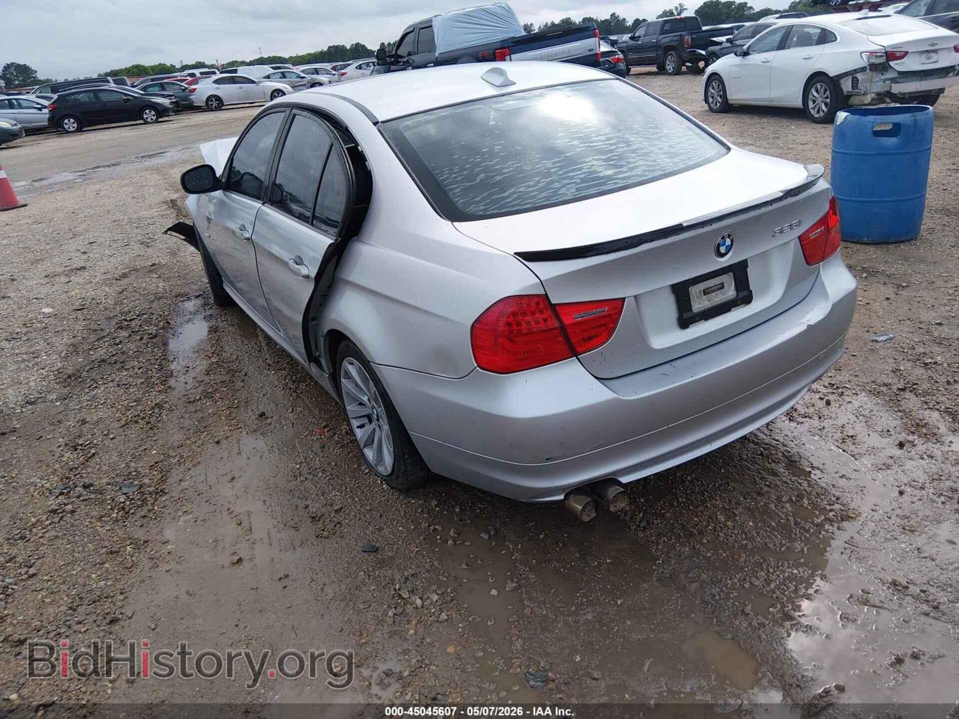 2011 BMW 328I - VIN: WBAPH7C5XBE852205 - Photo 3
