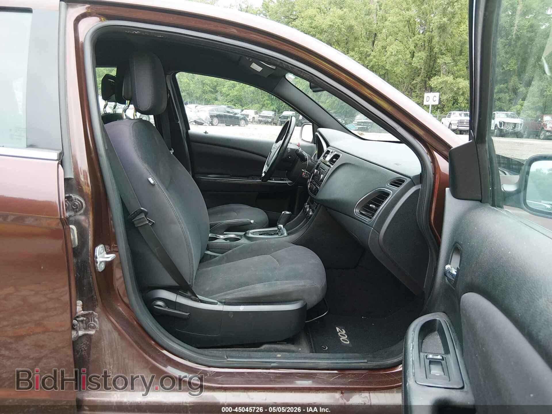 2013 CHRYSLER 200 - VIN: 1C3CCBBB5DN593379 - Photo 5