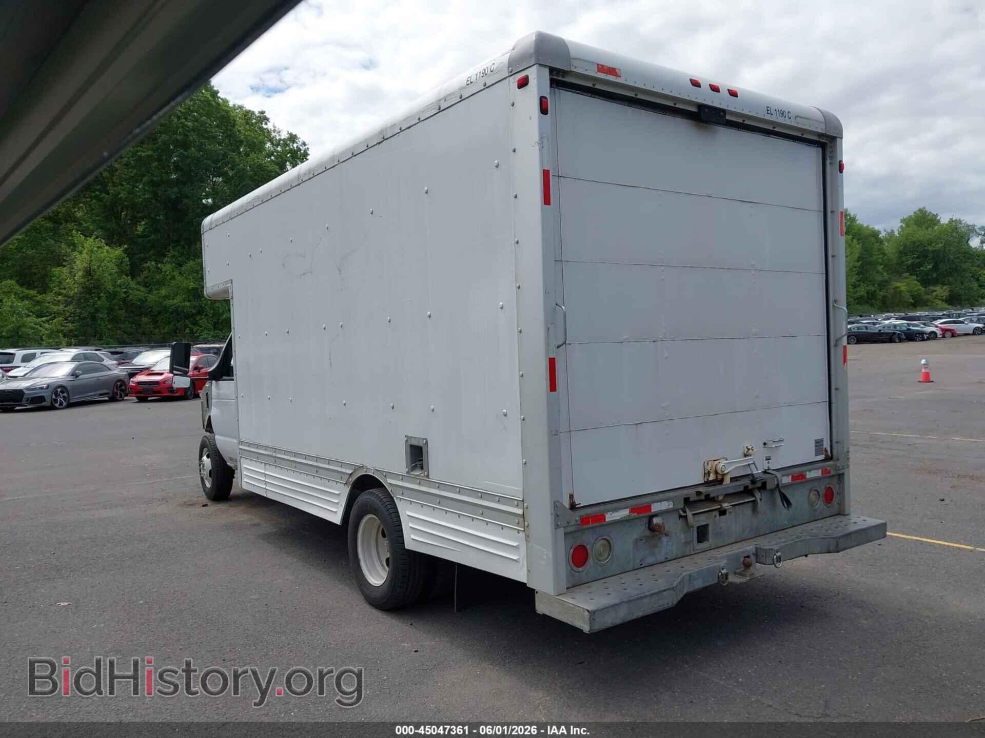 2009 FORD E-450 CUTAWAY - VIN: 1FDXE45S89DA11332 - Фото 3