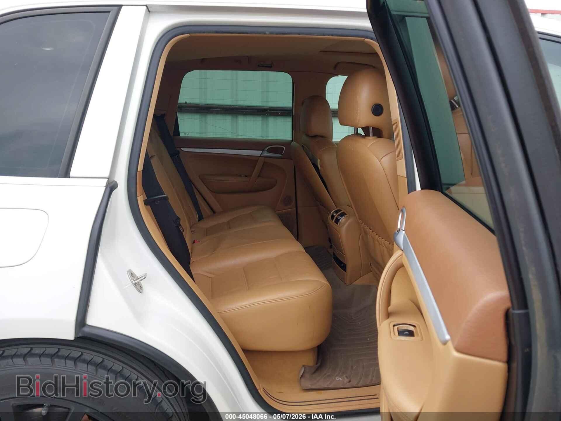 2010 PORSCHE CAYENNE - VIN: WP1AA2AP9ALA11408 - Фото 8