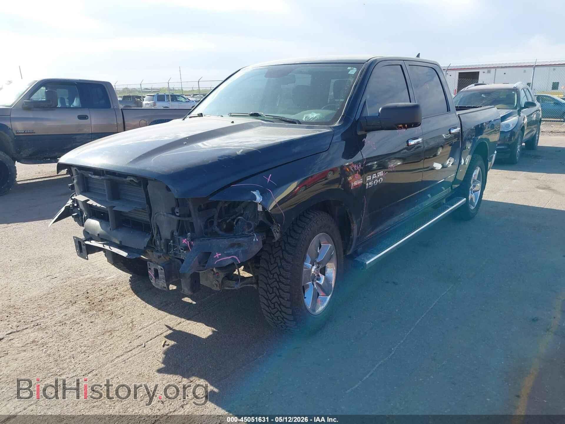 2018 RAM 1500 - VIN: 1C6RR7LT1JS329654 - Фото 2
