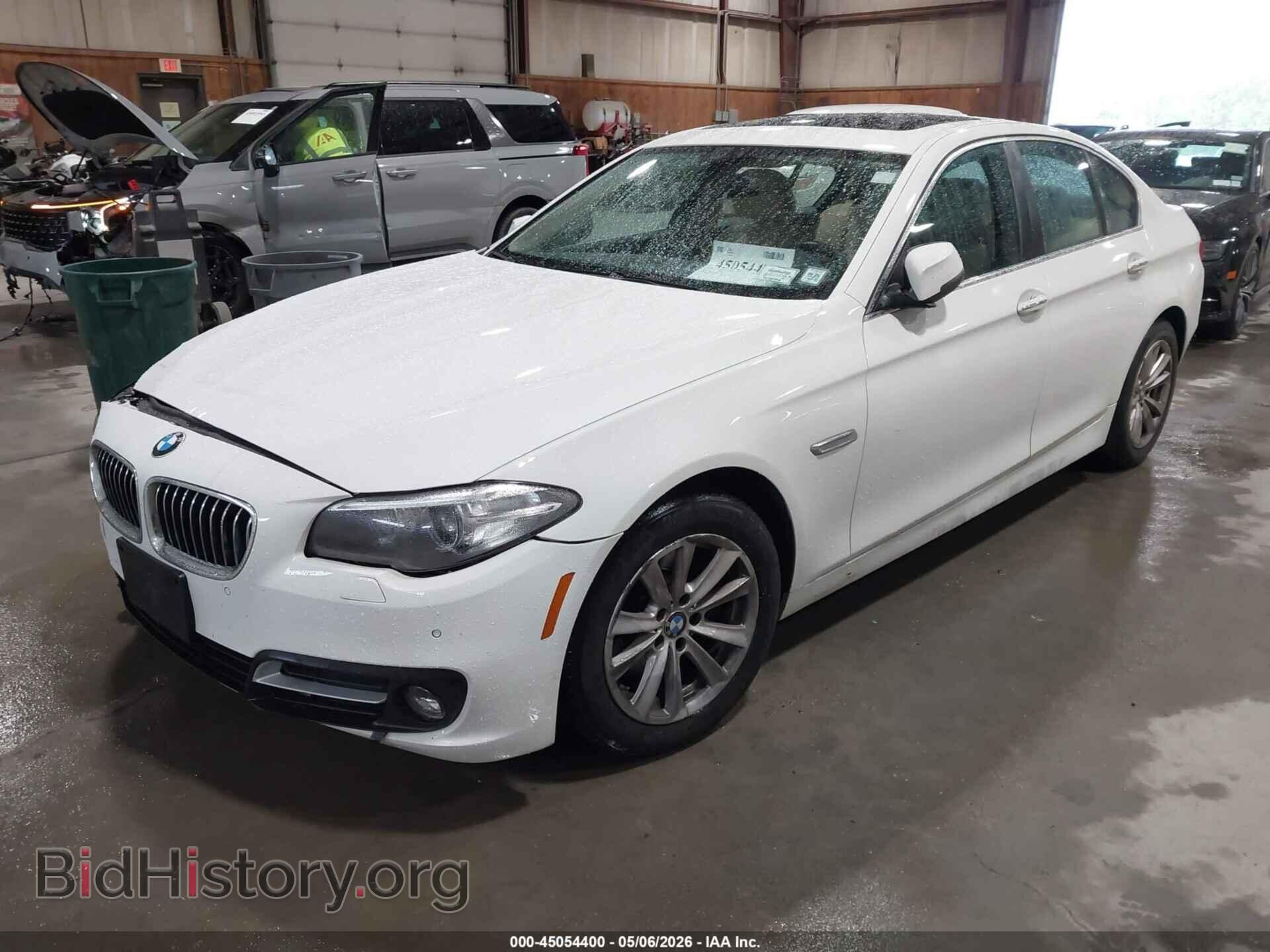 2016 BMW 528I - VIN: WBA5A7C59GG151663 - Photo 2
