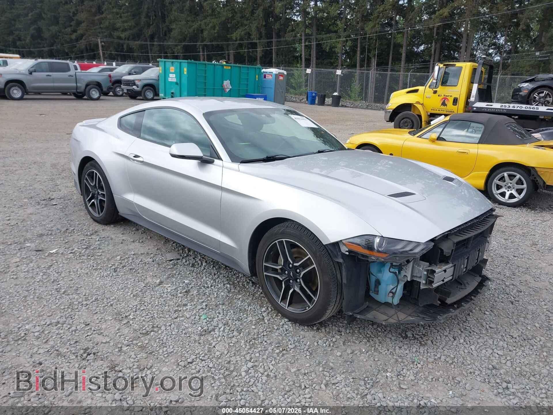 Photo 1FA6P8TH9J5167585 - FORD MUSTANG 2018
