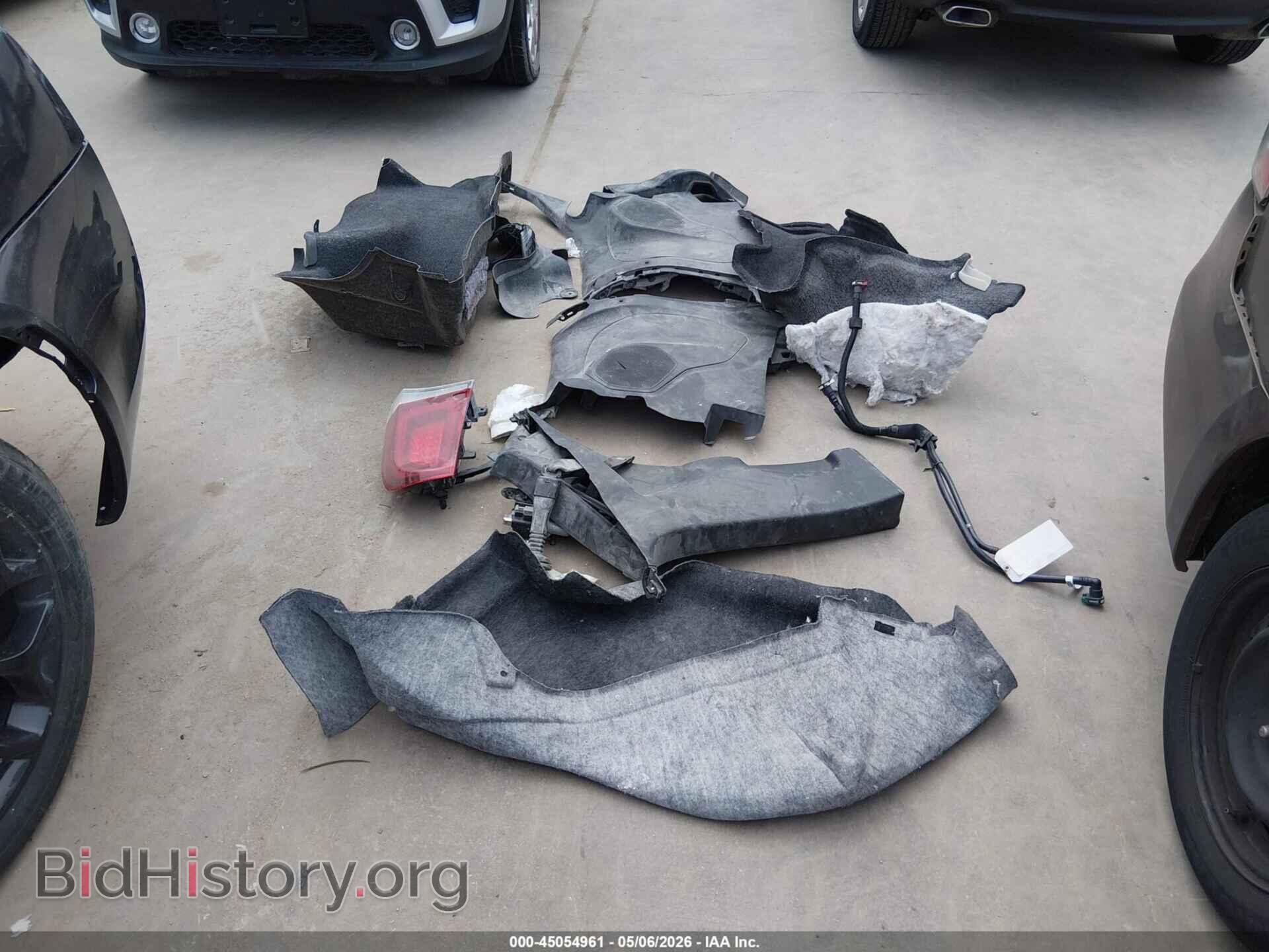2020 CHRYSLER 300 - VIN: 2C3CCAGG2LH151004 - Фото 12