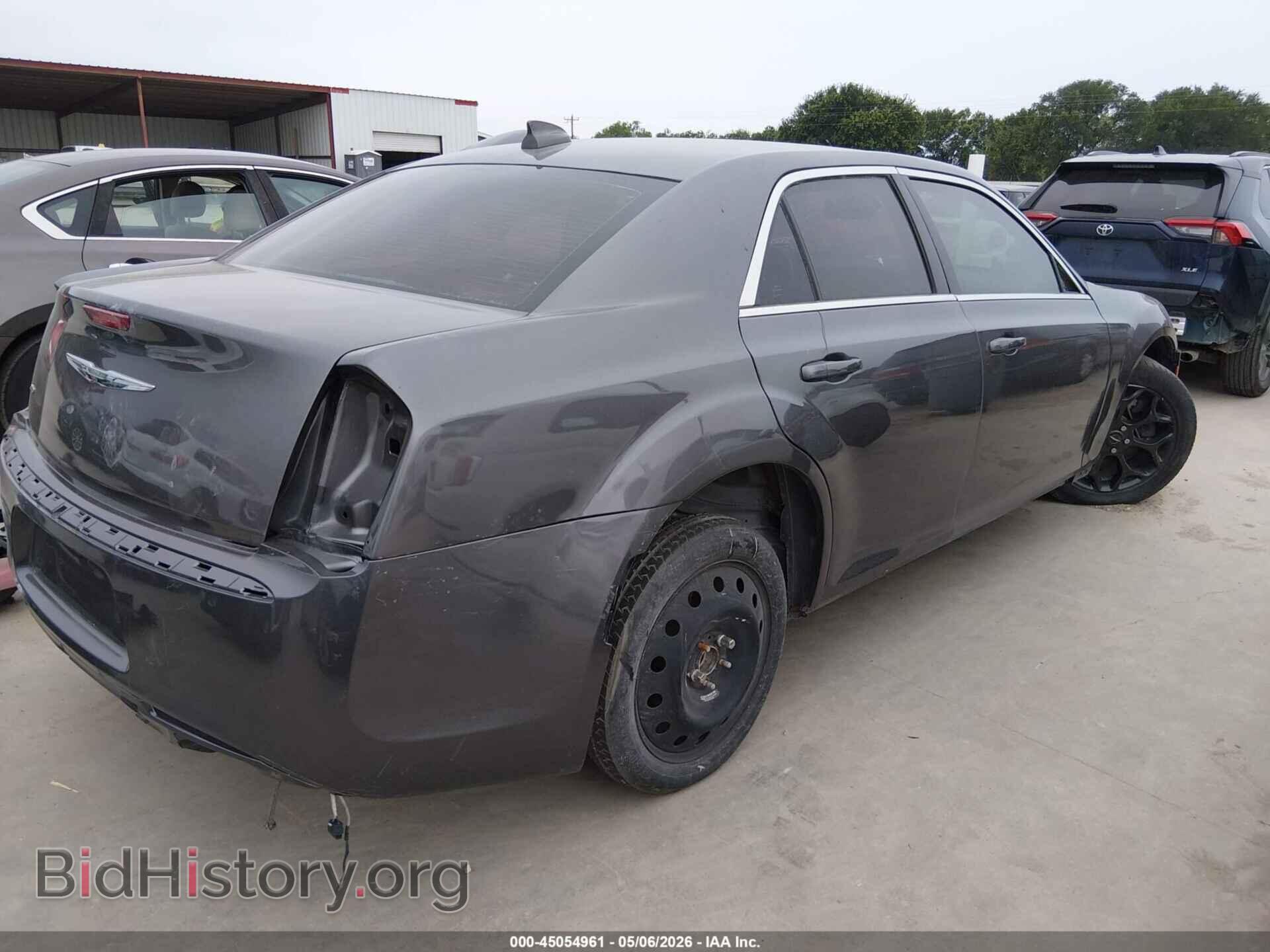 2020 CHRYSLER 300 - VIN: 2C3CCAGG2LH151004 - Фото 4