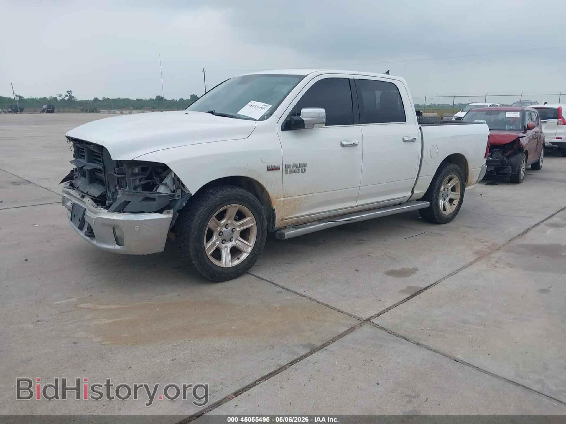 2017 RAM 1500 - VIN: 1C6RR6LT0HS662318 - Photo 2