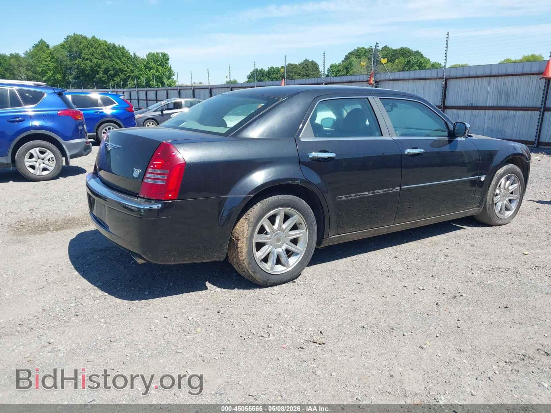 2006 CHRYSLER 300C - VIN: 2C3LA63H26H290667 - Фото 4