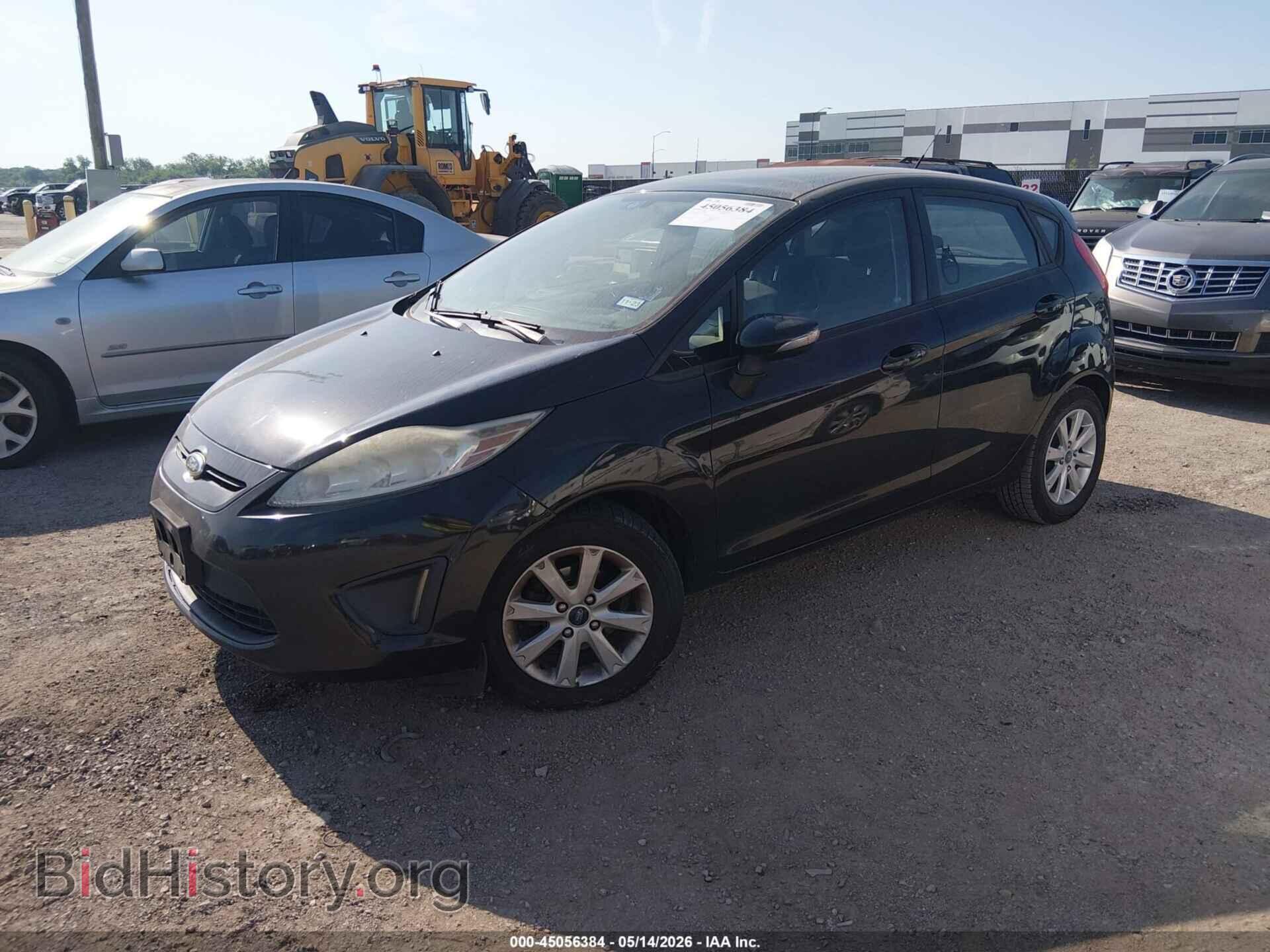 2013 FORD FIESTA - VIN: 3FADP4EJ2DM147113 - Фото 2