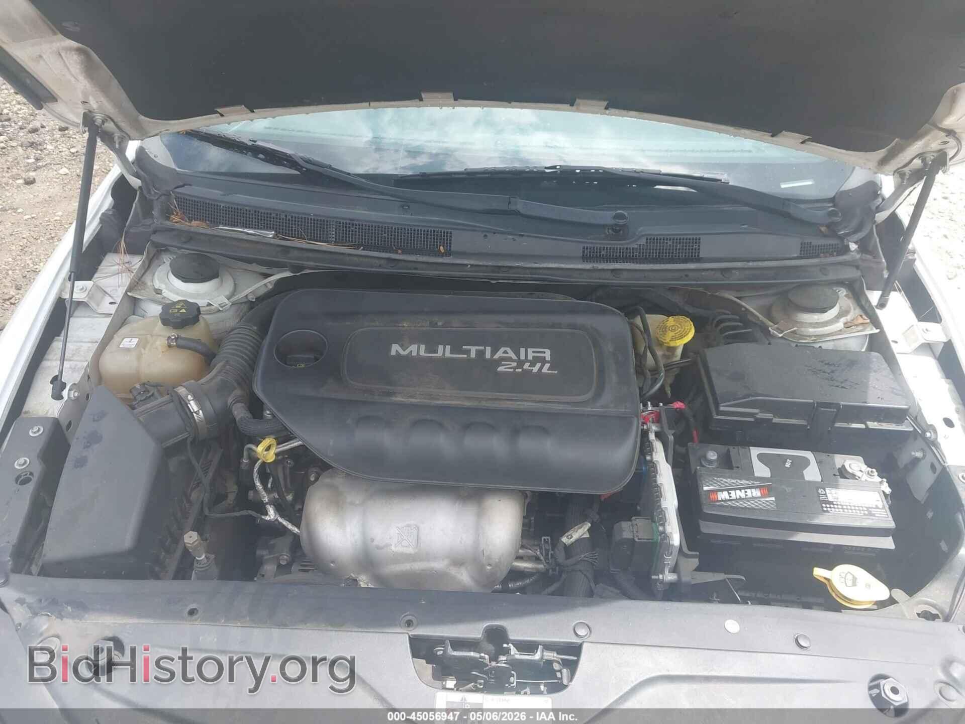 2016 CHRYSLER 200 - VIN: 1C3CCCAB5GN164156 - Фото 10