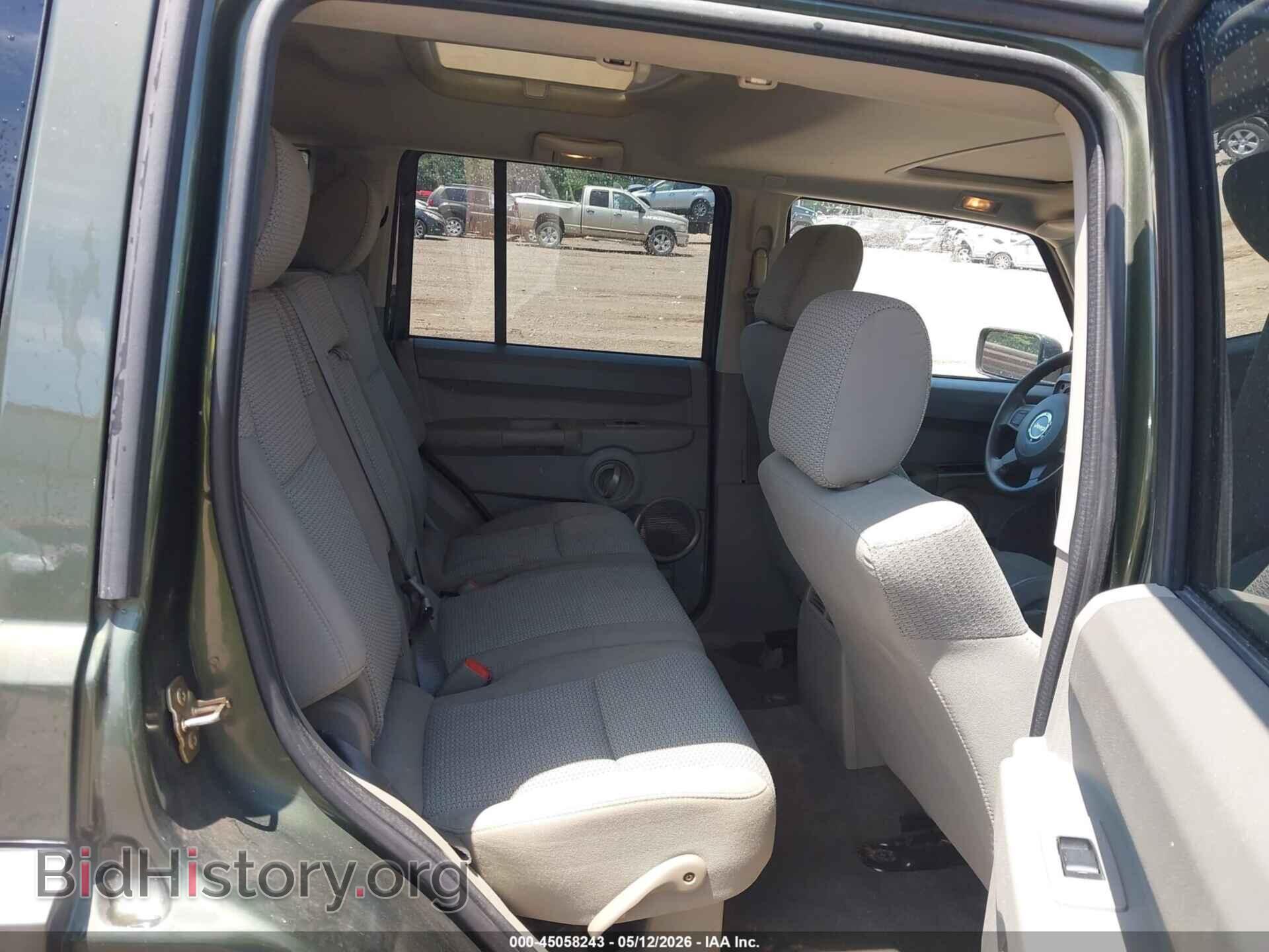 2007 JEEP COMMANDER - VIN: 1J8HH48P27C563363 - Фото 8