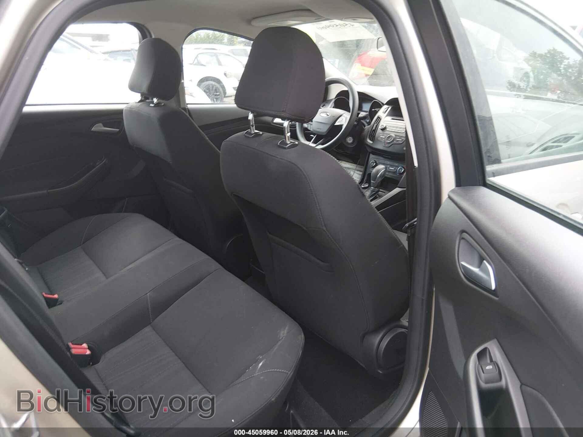 2017 FORD FOCUS - VIN: 1FADP3F24HL291819 - Photo 8