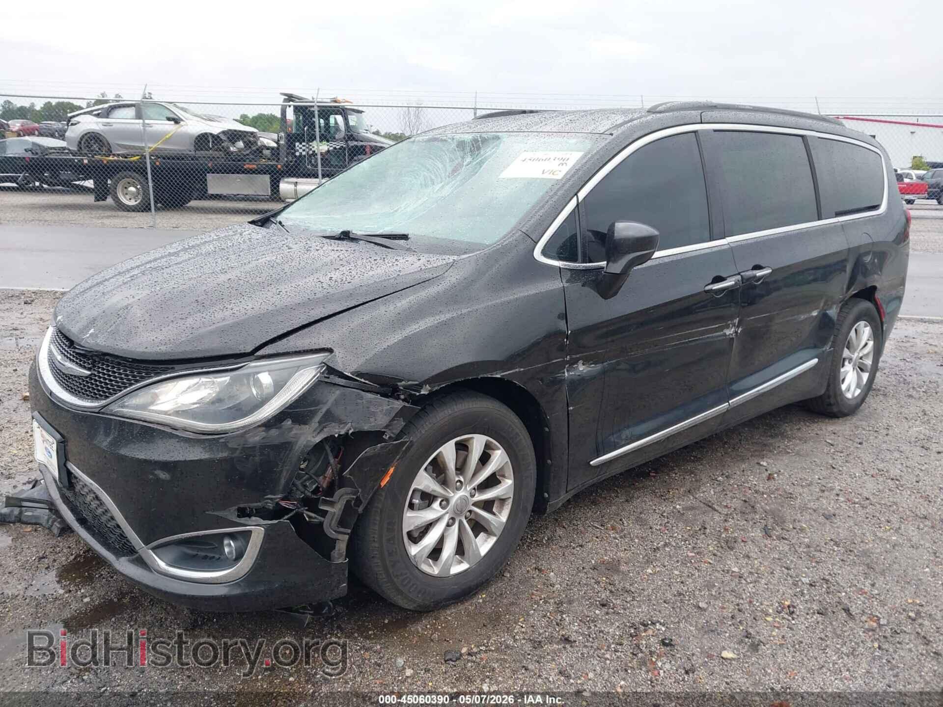 2017 CHRYSLER PACIFICA - VIN: 2C4RC1BG2HR710632 - Photo 2