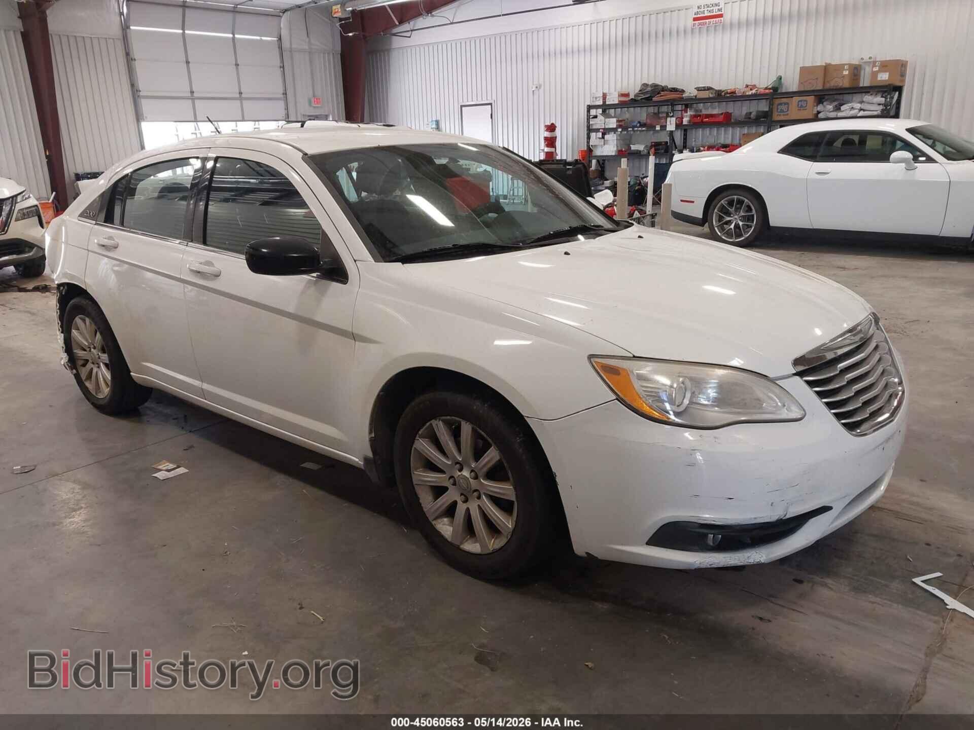 2013 CHRYSLER 200 - VIN: 1C3CCBBB8DN601667 - Фото 1