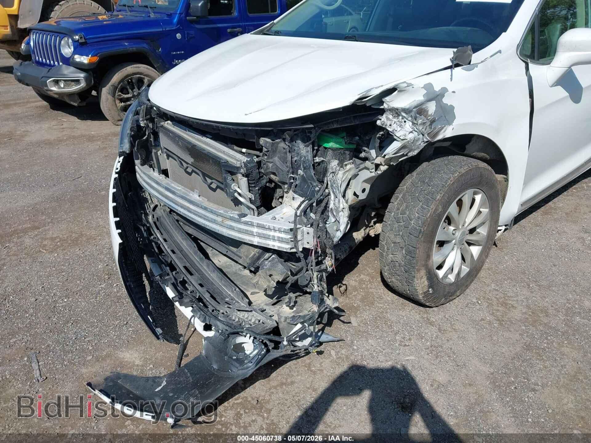 2018 CHRYSLER PACIFICA - VIN: 2C4RC1BG8JR292017 - Фото 6