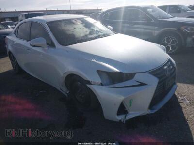 2017 Lexus IS 300, белый — VIN JTHCM1D23H5019299, IAAI