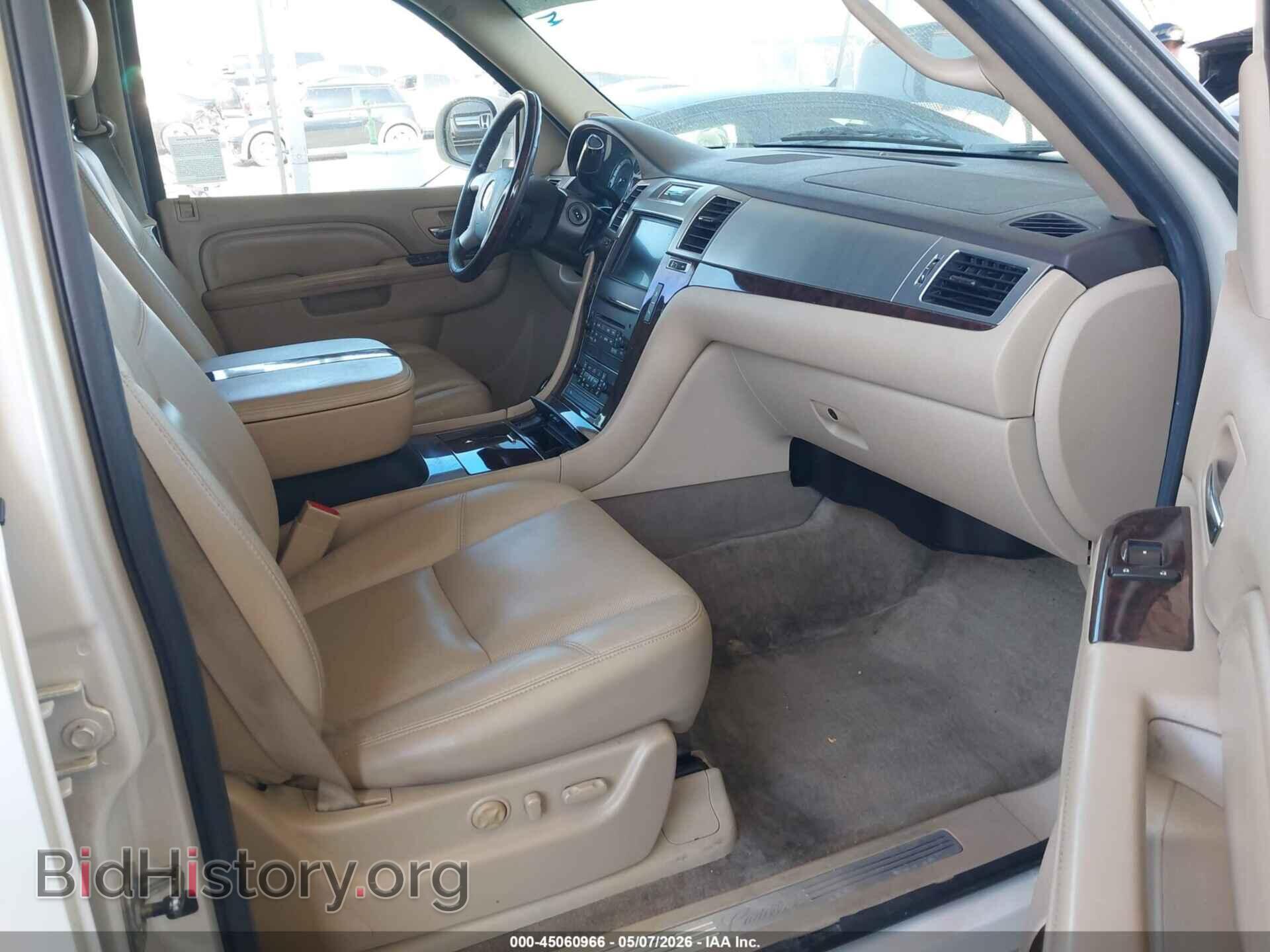 2011 CADILLAC ESCALADE - VIN: 1GYS3AEF2BR299891 - Фото 5