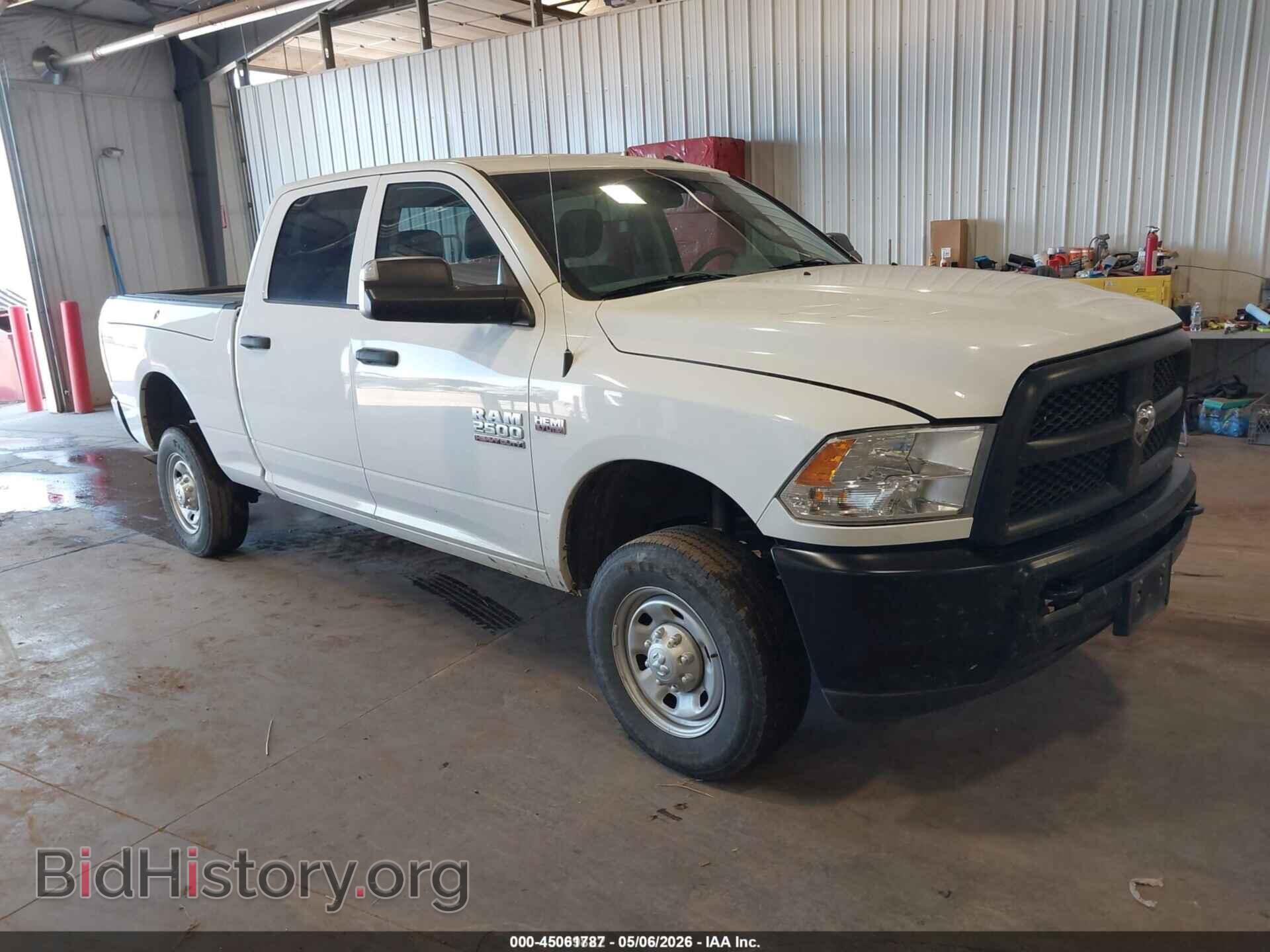 Photo 3C6TR5CT7JG295270 - RAM 2500 2018