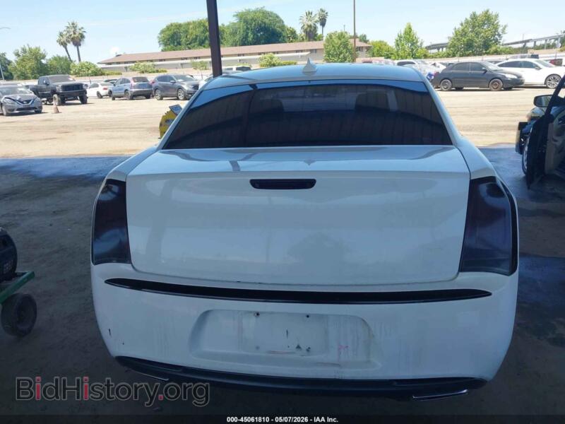 2016 Chrysler 300C (VIN 2C3CCAEG2GH324660) — фото 16 из 16