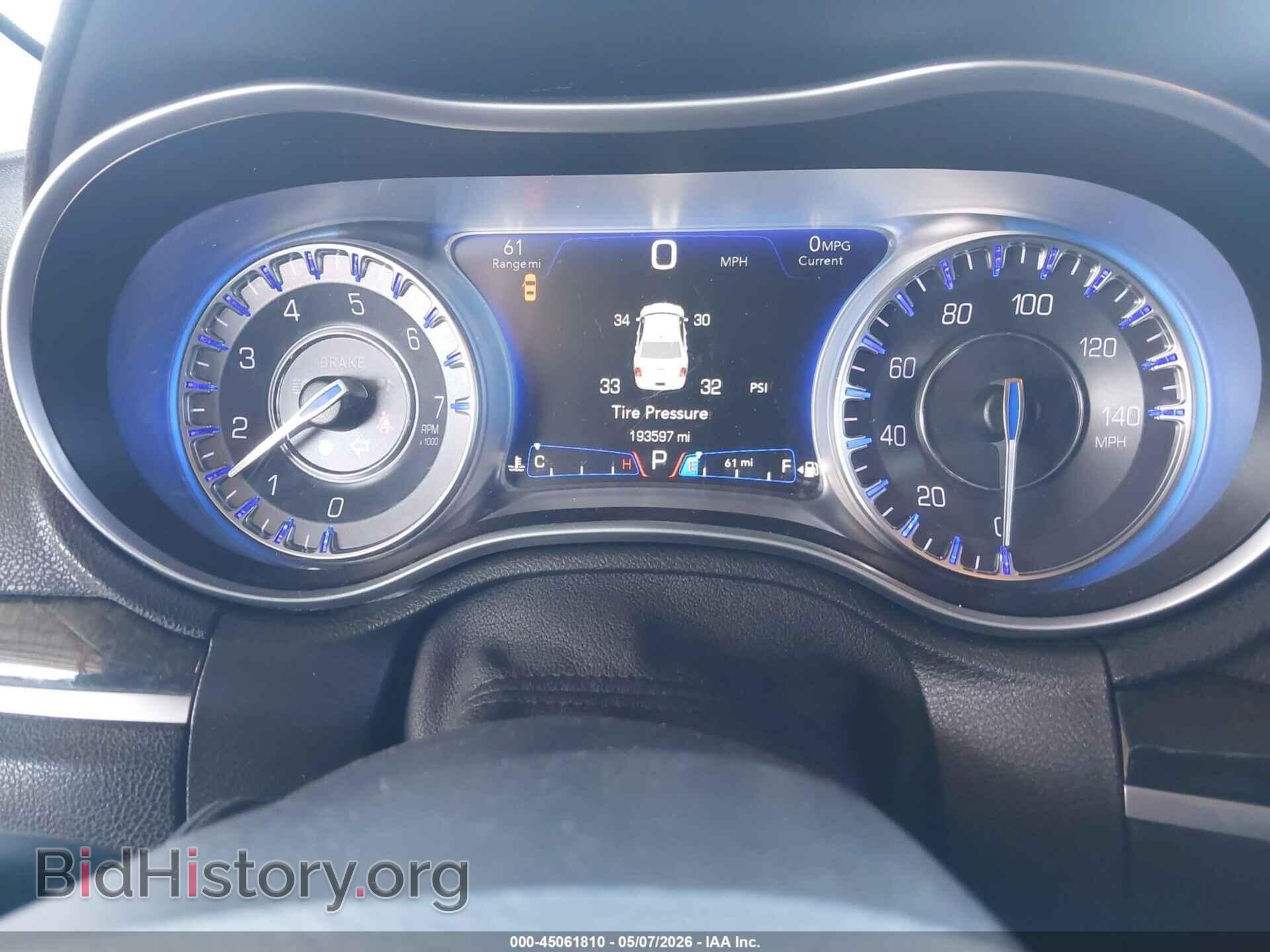 2016 CHRYSLER 300C - VIN: 2C3CCAEG2GH324660 - Photo 7