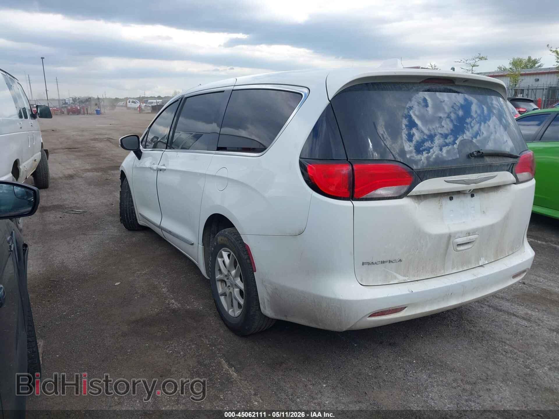 2017 CHRYSLER PACIFICA - VIN: 2C4RC1DG2HR587895 - Фото 3