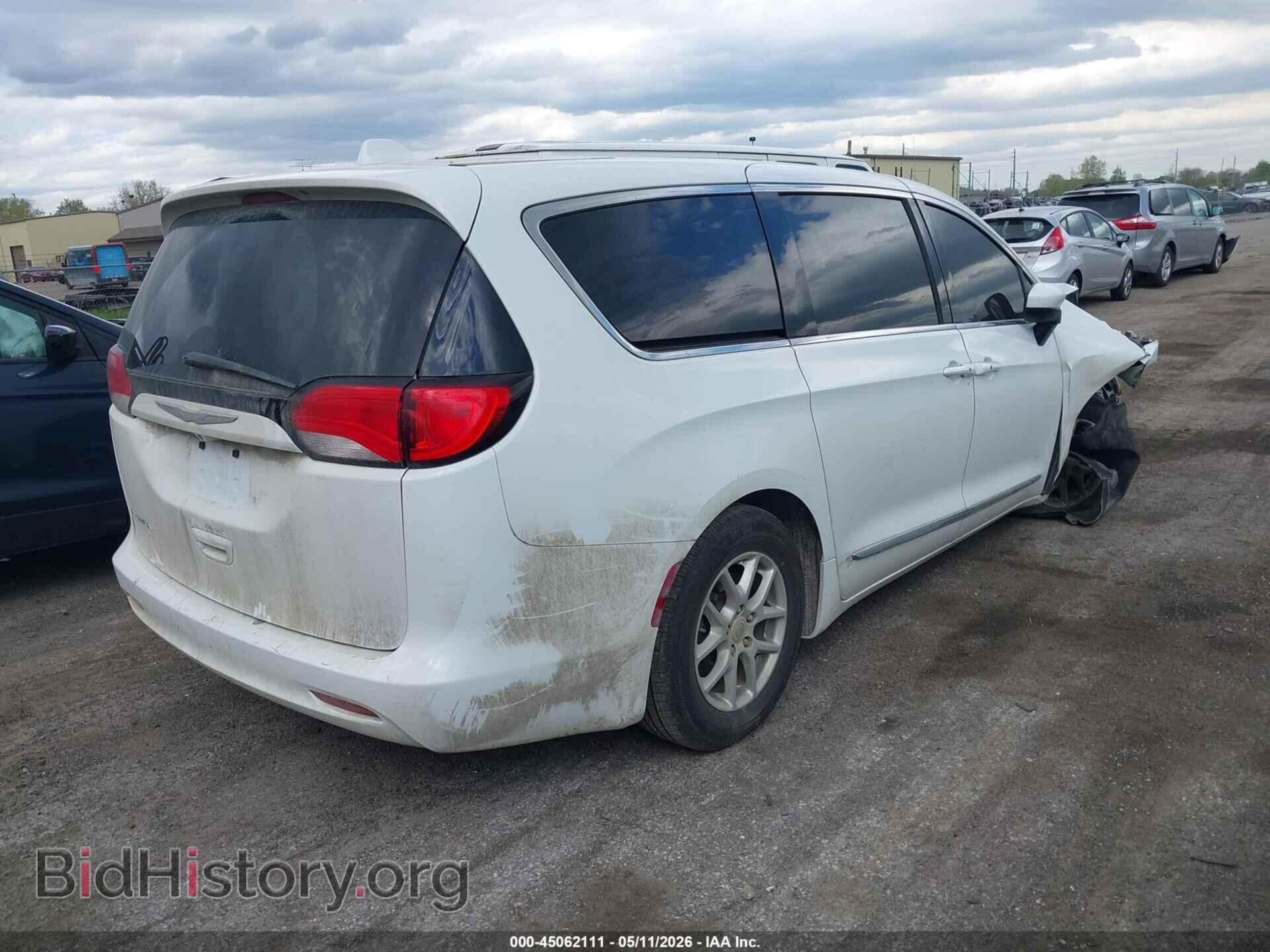 2017 CHRYSLER PACIFICA - VIN: 2C4RC1DG2HR587895 - Фото 4