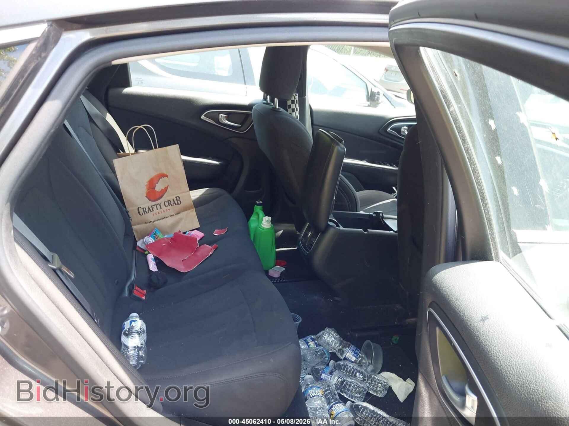 2015 CHRYSLER 200 - VIN: 1C3CCCAB7FN662096 - Фото 8