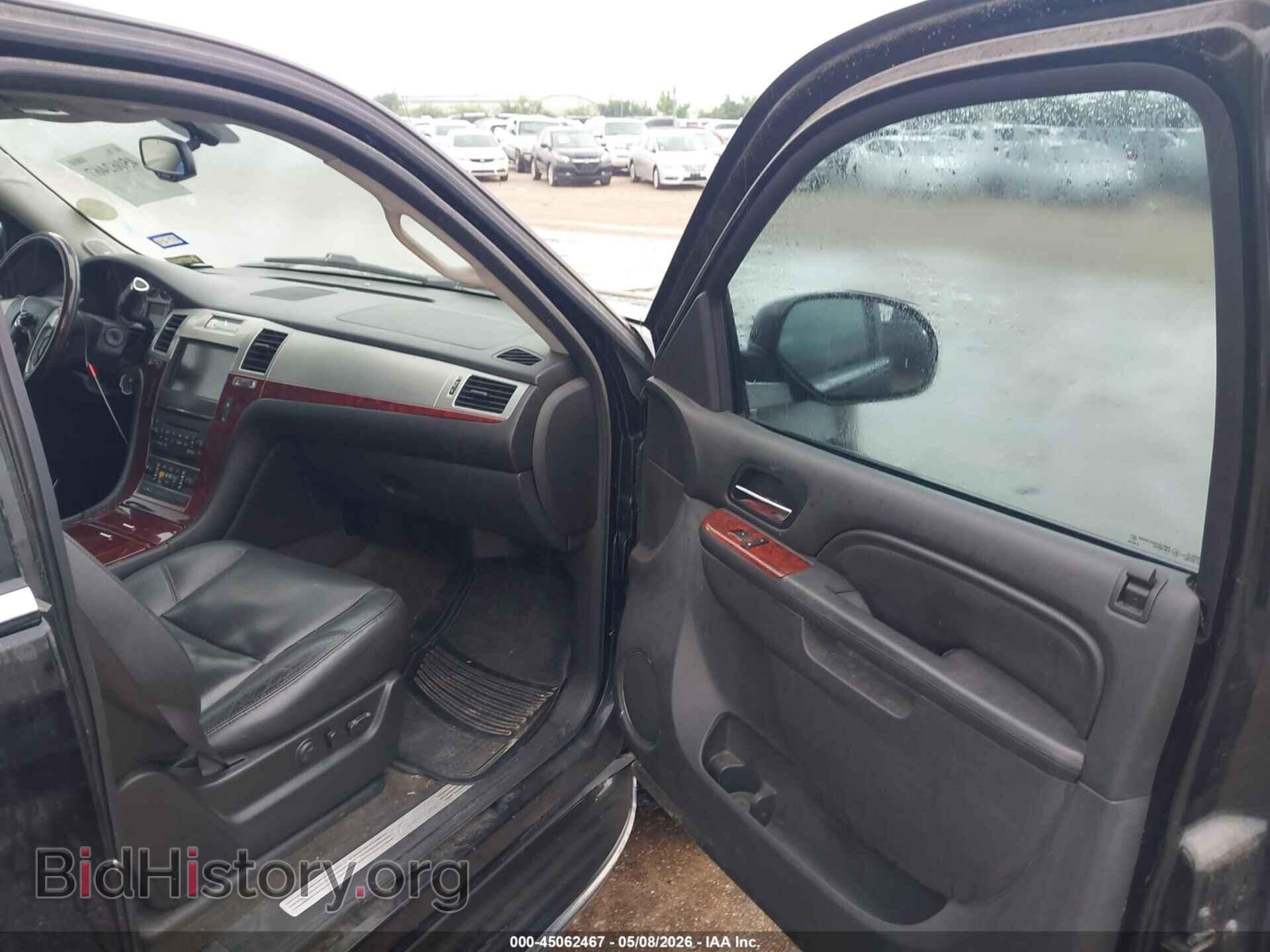 2011 CADILLAC ESCALADE - VIN: 1GYS3AEF7BR355579 - Фото 5