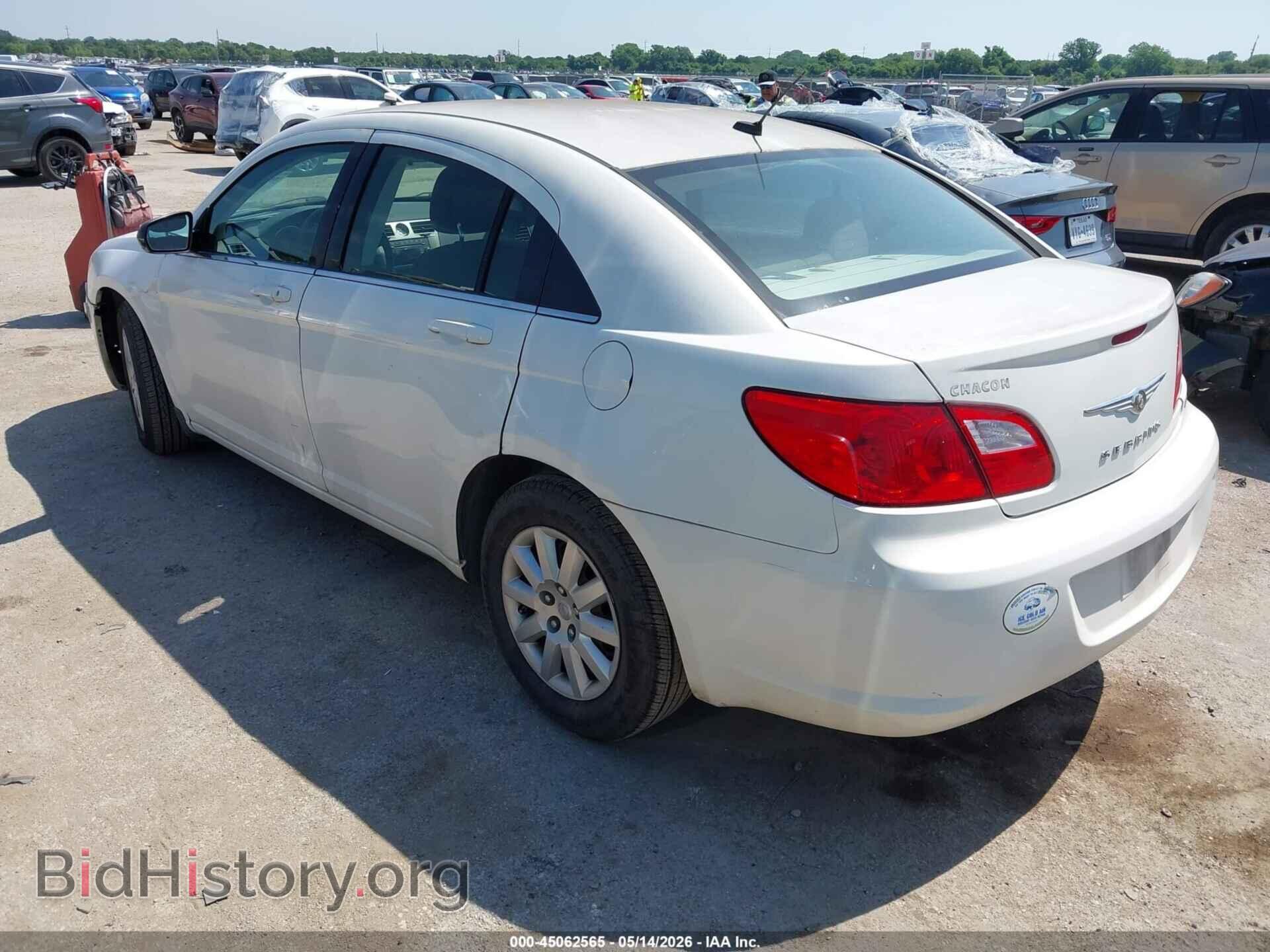 2010 CHRYSLER SEBRING - VIN: 1C3CC4FB4AN187238 - Фото 3