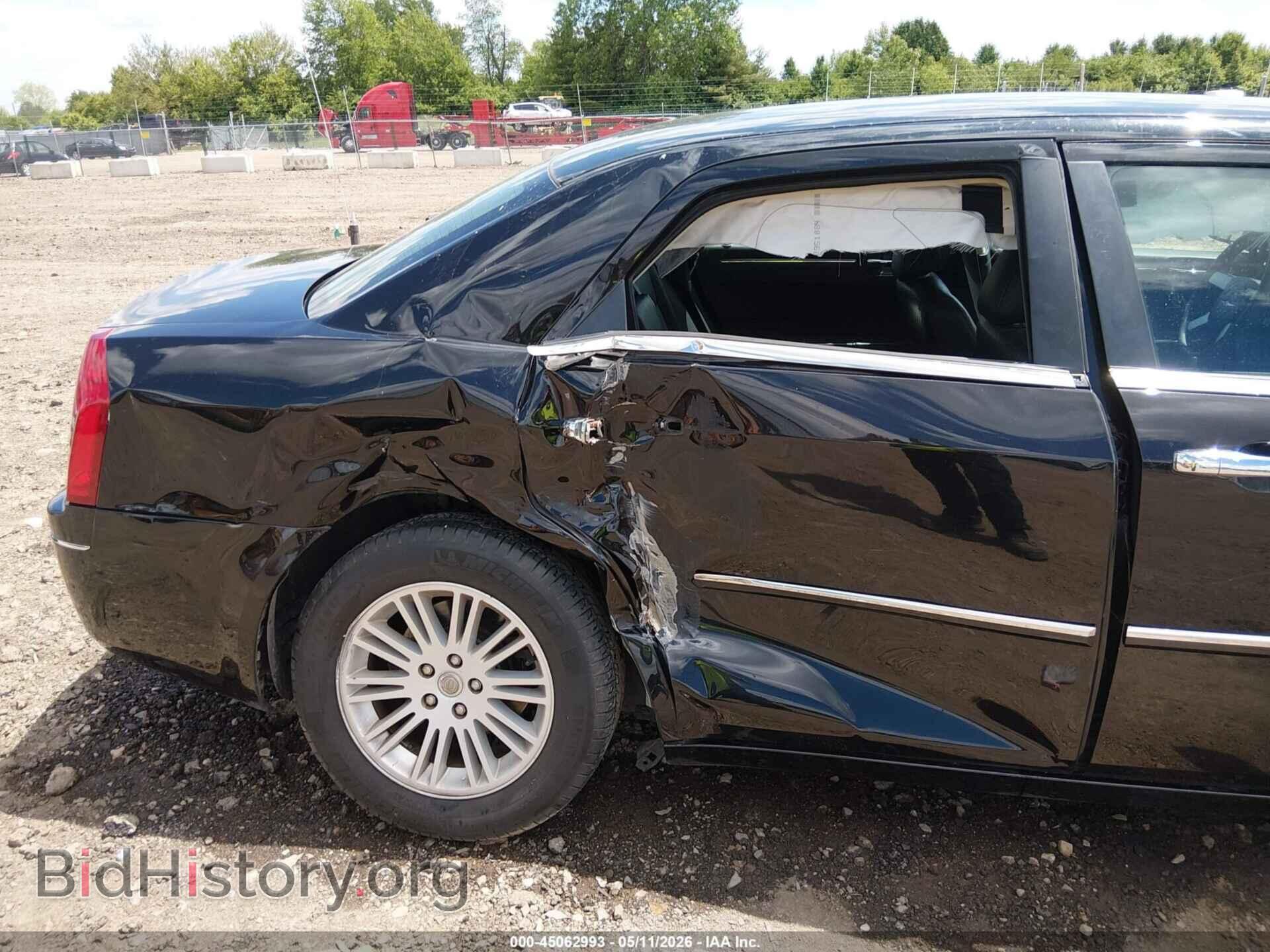 2010 CHRYSLER 300 - VIN: 2C3CA4CD6AH133802 - Фото 6