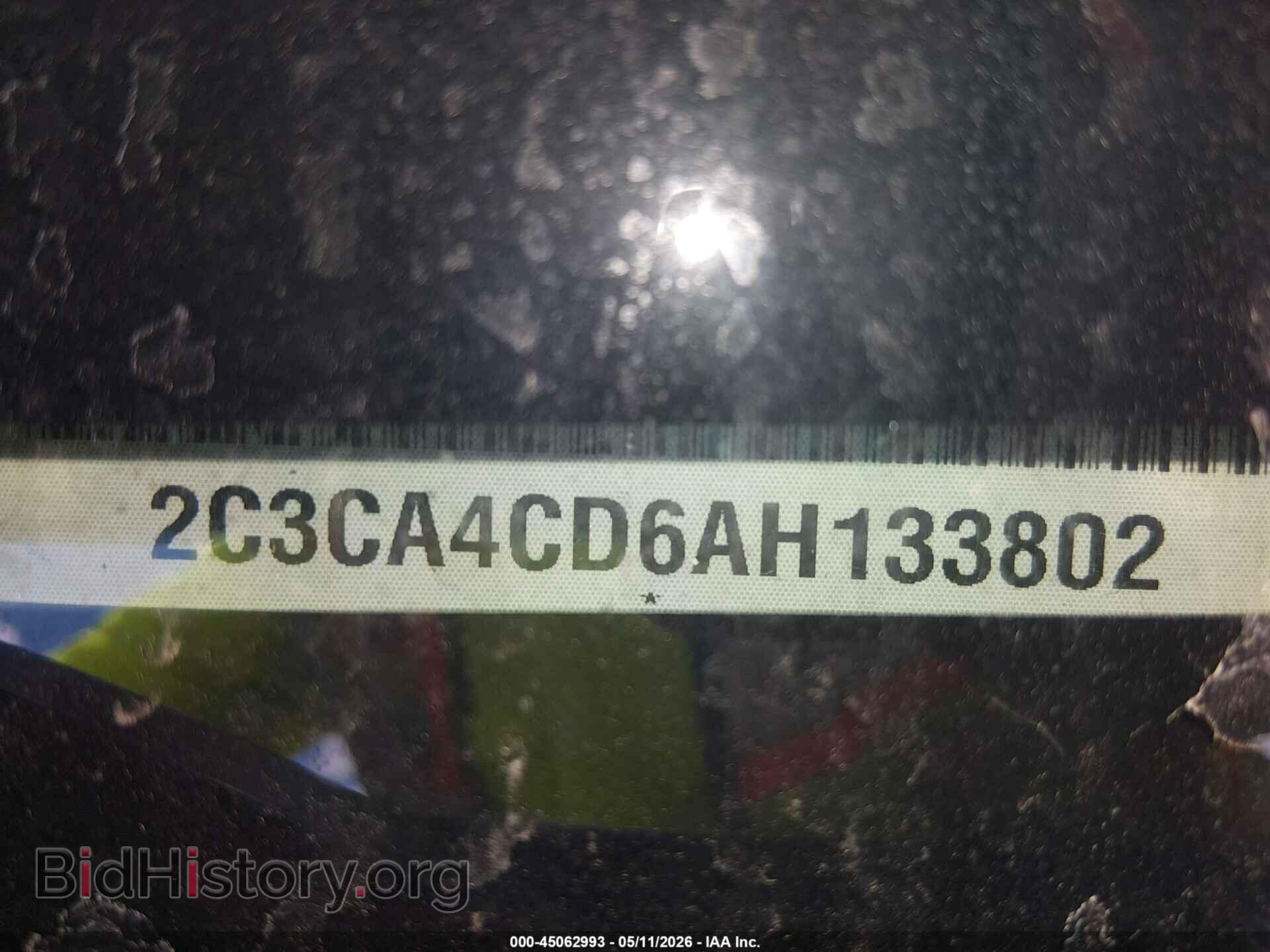 2010 CHRYSLER 300 - VIN: 2C3CA4CD6AH133802 - Фото 9