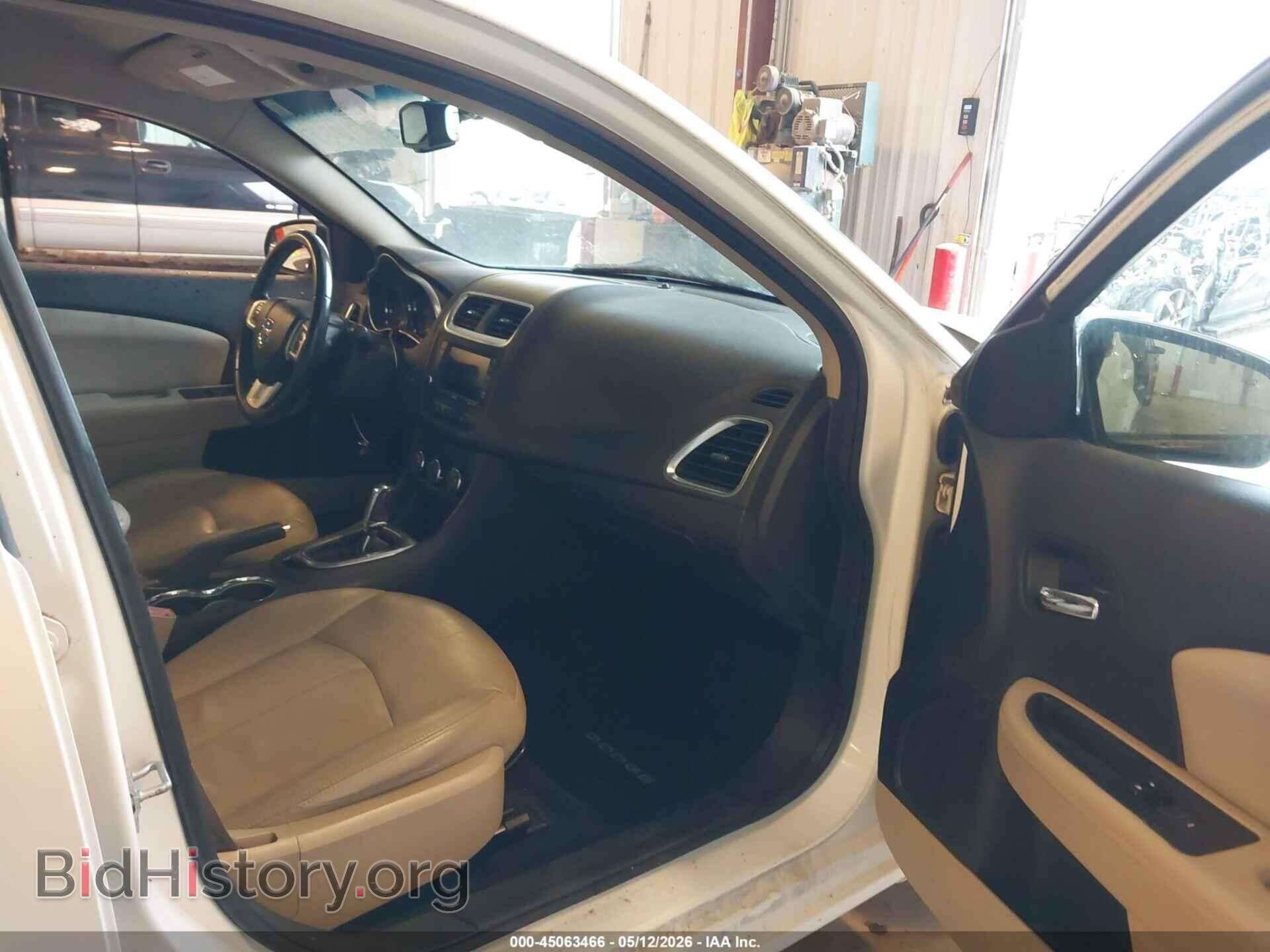 2011 DODGE AVENGER - VIN: 1B3BD2FB3BN573337 - Photo 5