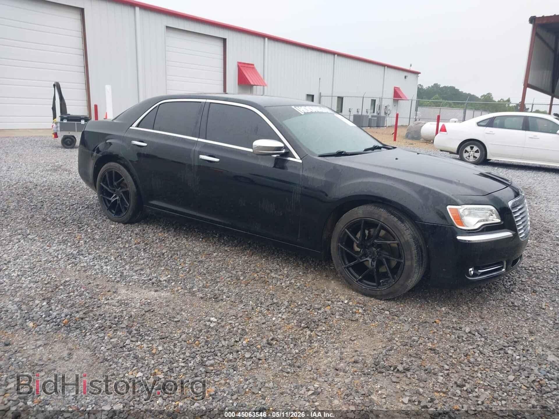 Фотография 2C3CCAET4DH532497 - CHRYSLER 300C 2013