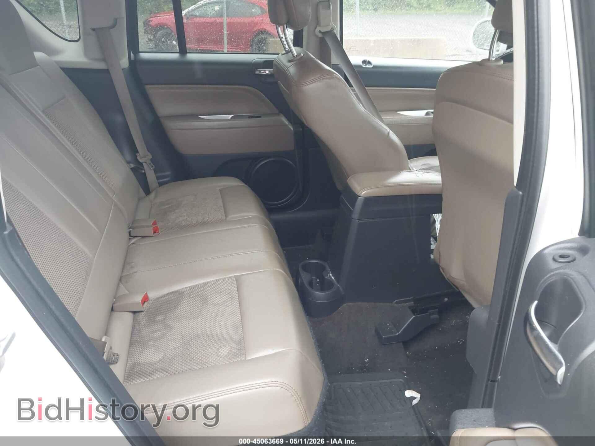 2014 JEEP COMPASS - VIN: 1C4NJDEB7ED791941 - Photo 8