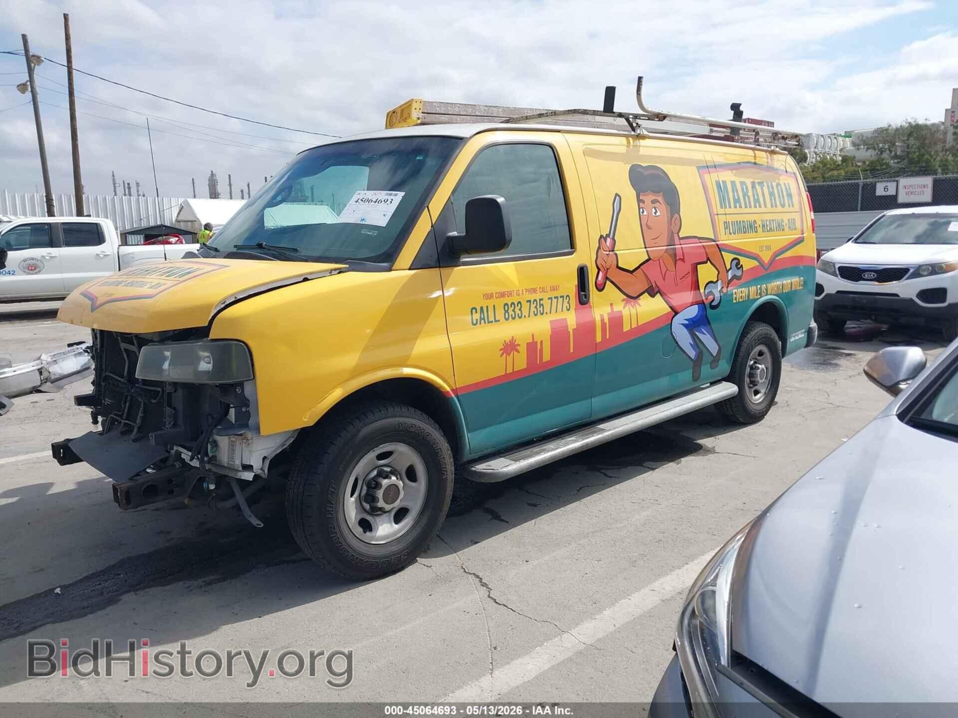 2014 GMC SAVANA 2500 - VIN: 1GTW7FCA3E1904228 - Photo 2