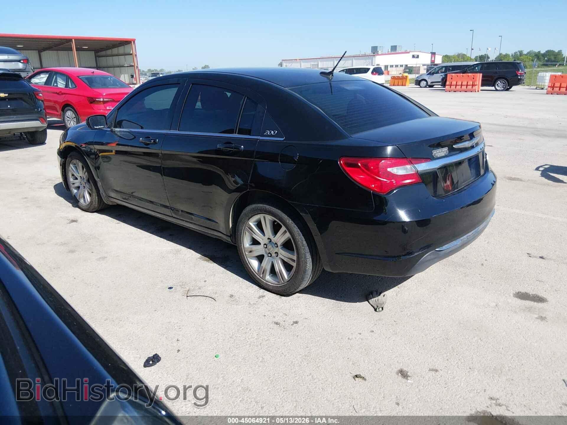 2012 CHRYSLER 200 - VIN: 1C3CCBBB8CN299800 - Фото 3